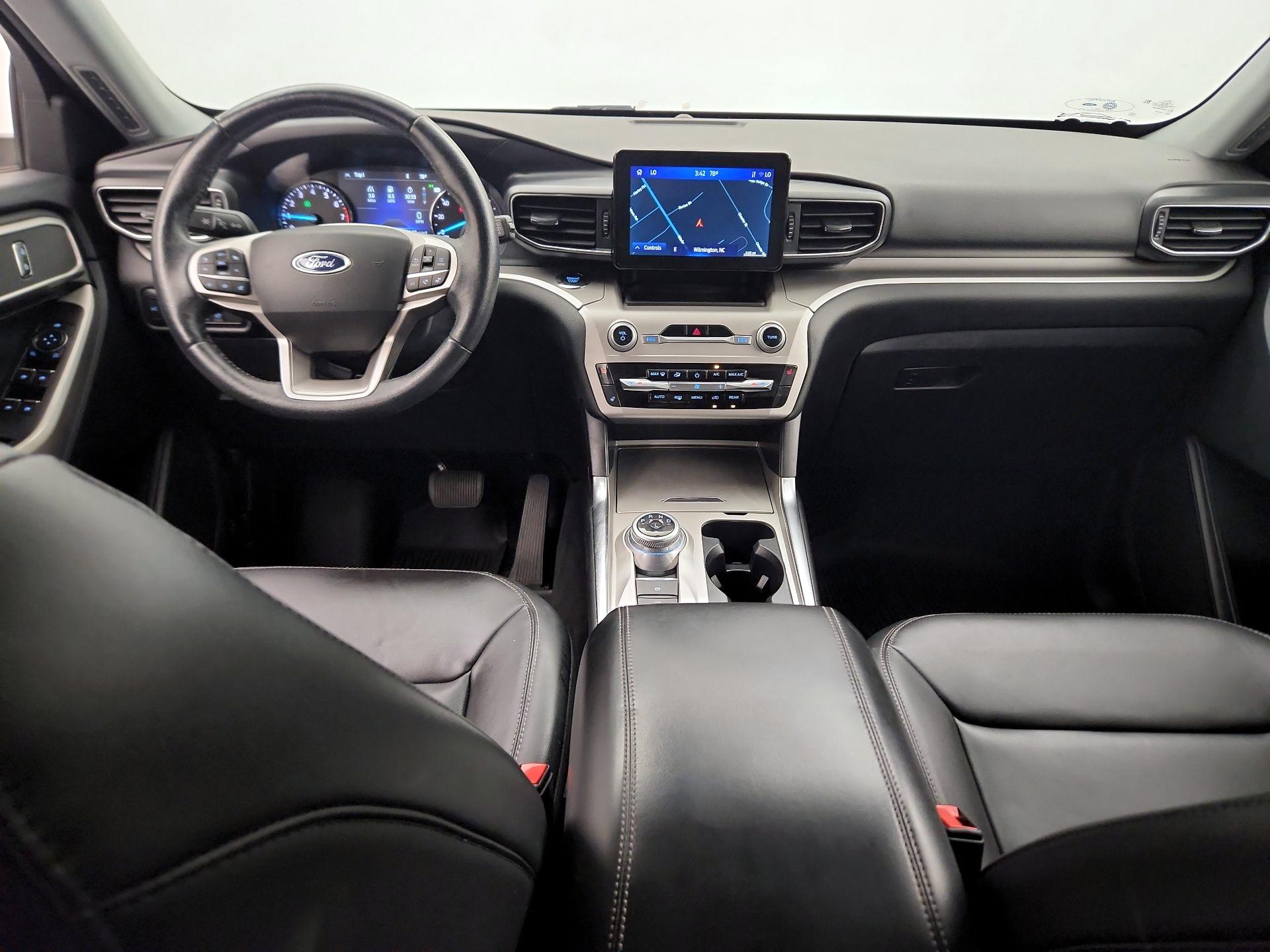 Thumbnail: 2022 Ford Explorer - 9