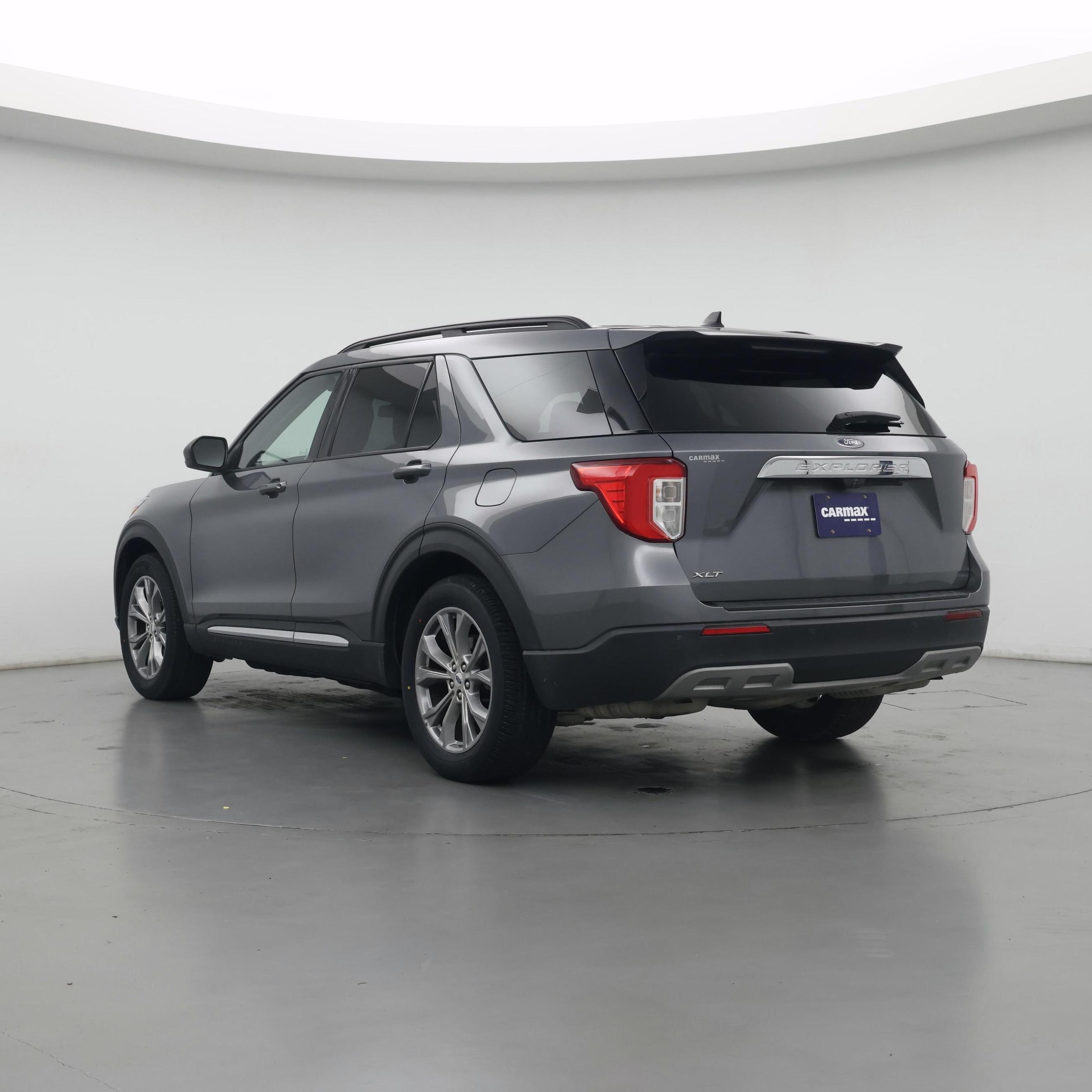 Thumbnail: 2022 Ford Explorer - 2