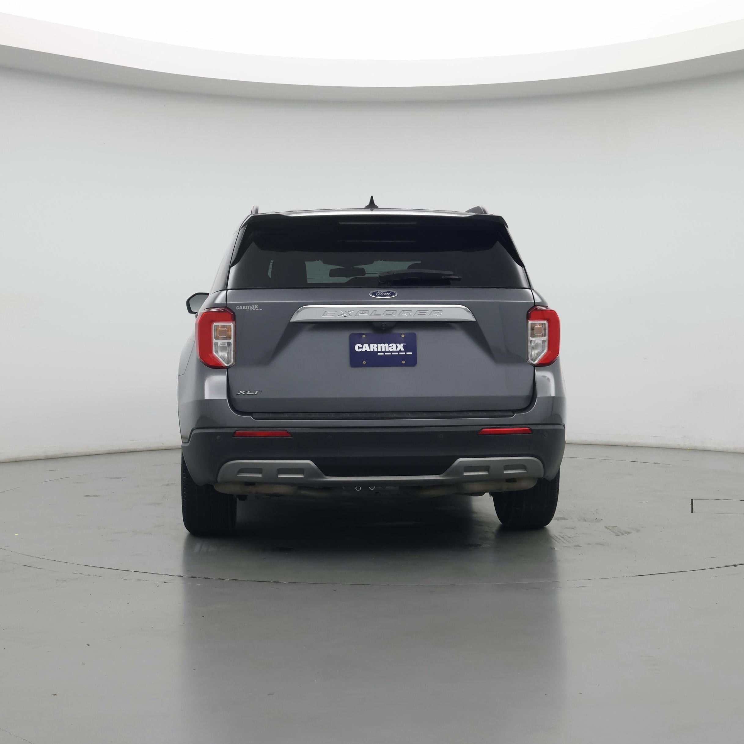 Thumbnail: 2022 Ford Explorer - 6