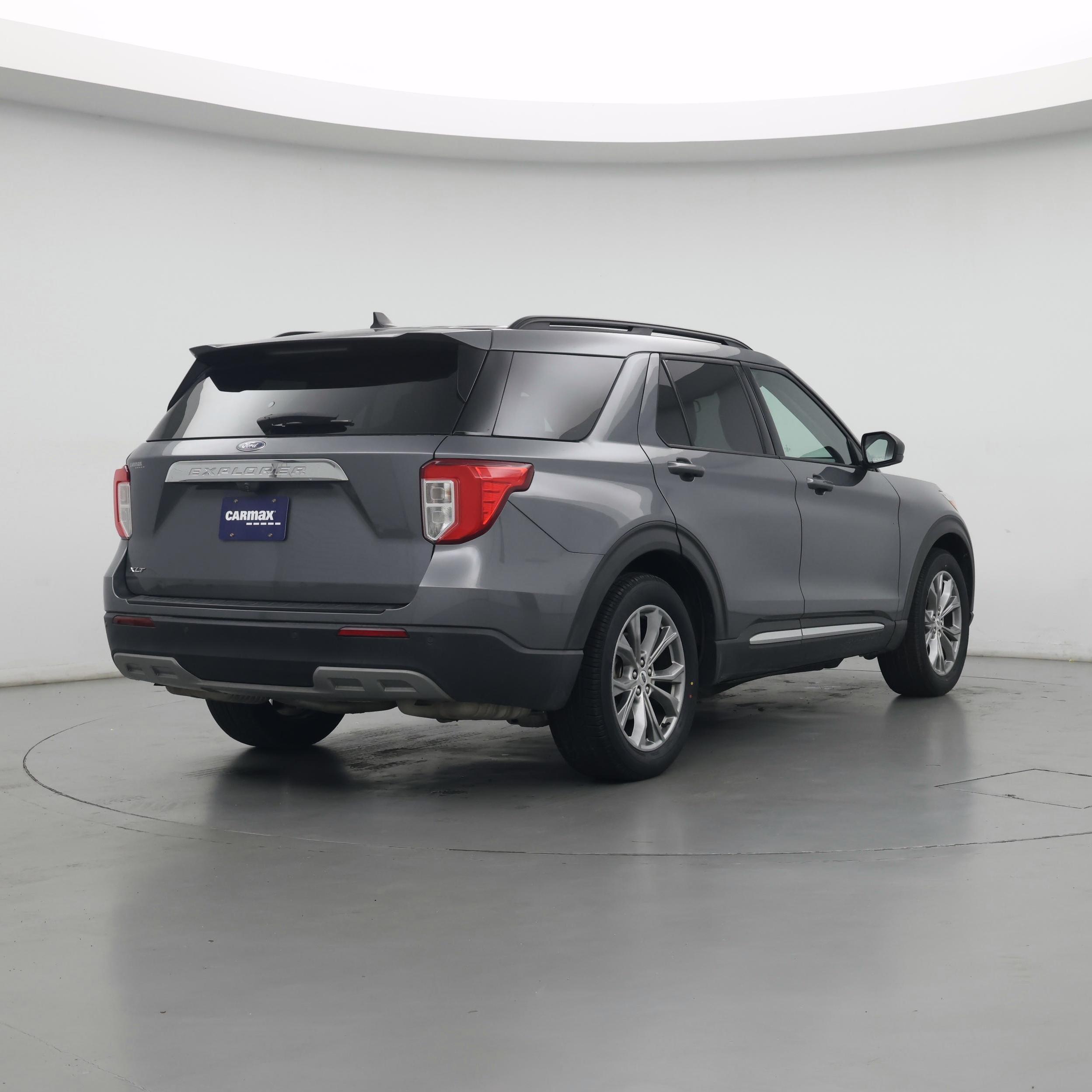Thumbnail: 2022 Ford Explorer - 8