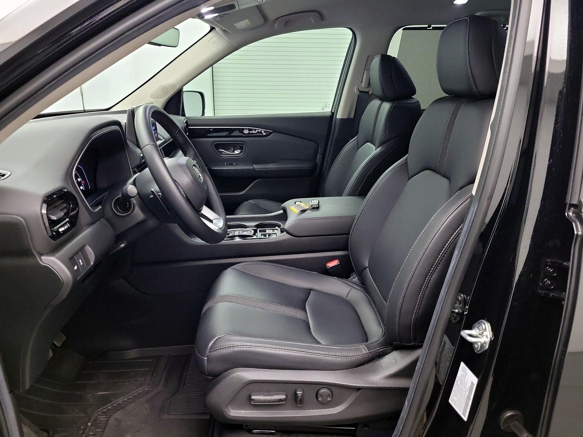 Thumbnail: 2025 Honda Pilot - 11