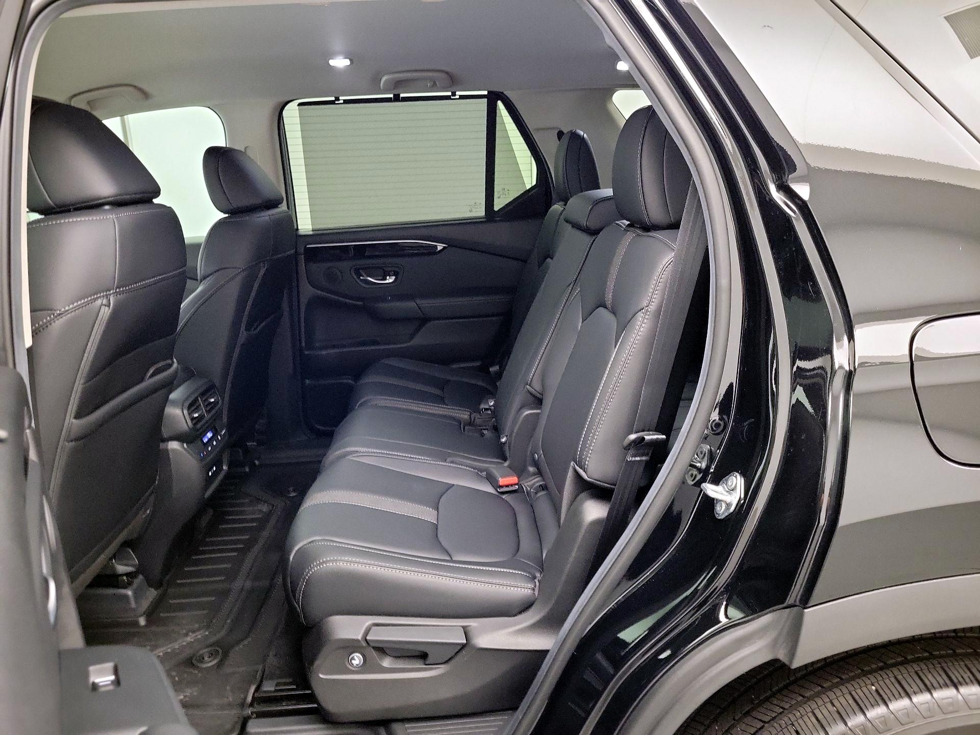 Thumbnail: 2025 Honda Pilot - 19