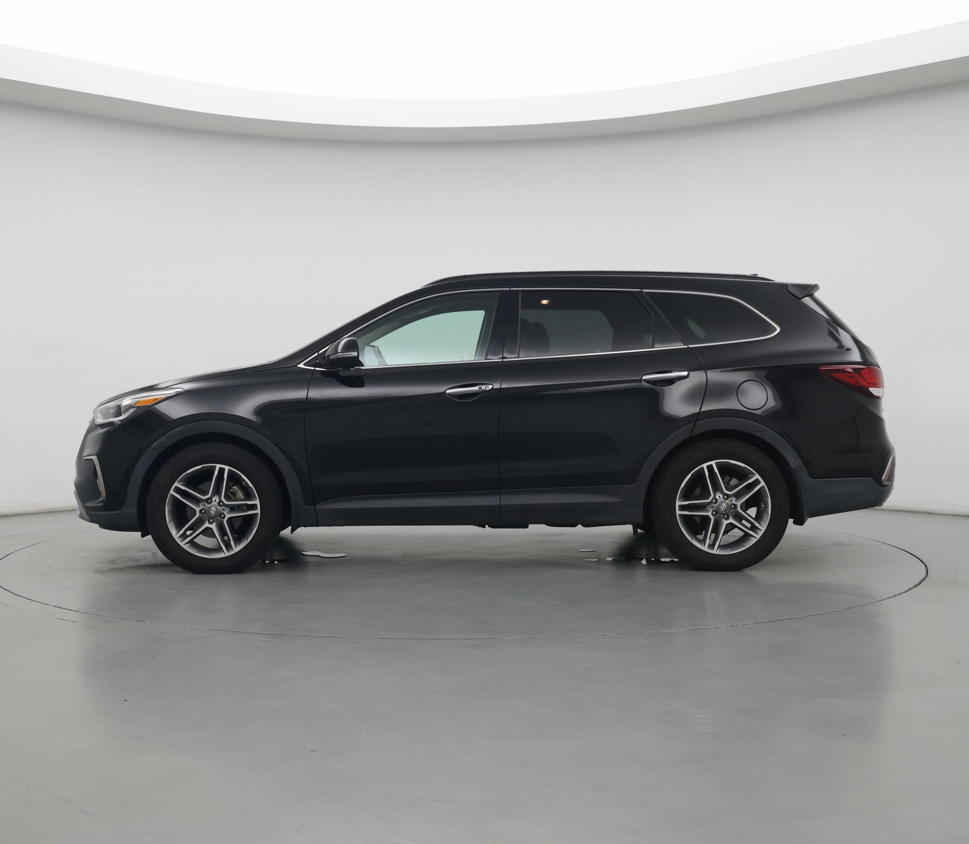 Thumbnail: 2017 Hyundai Santa Fe - 3