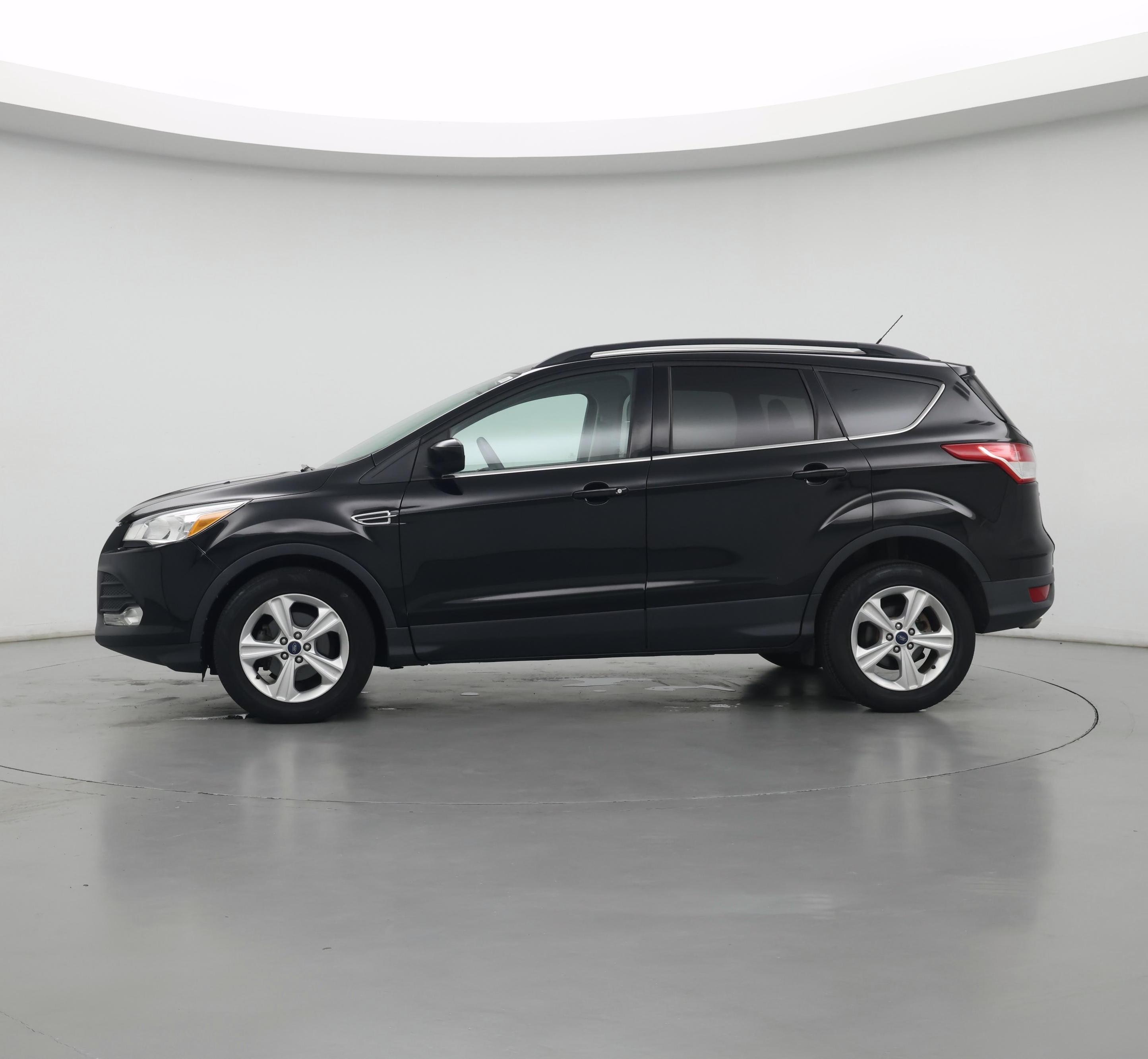 Thumbnail: 2016 Ford Escape - 3