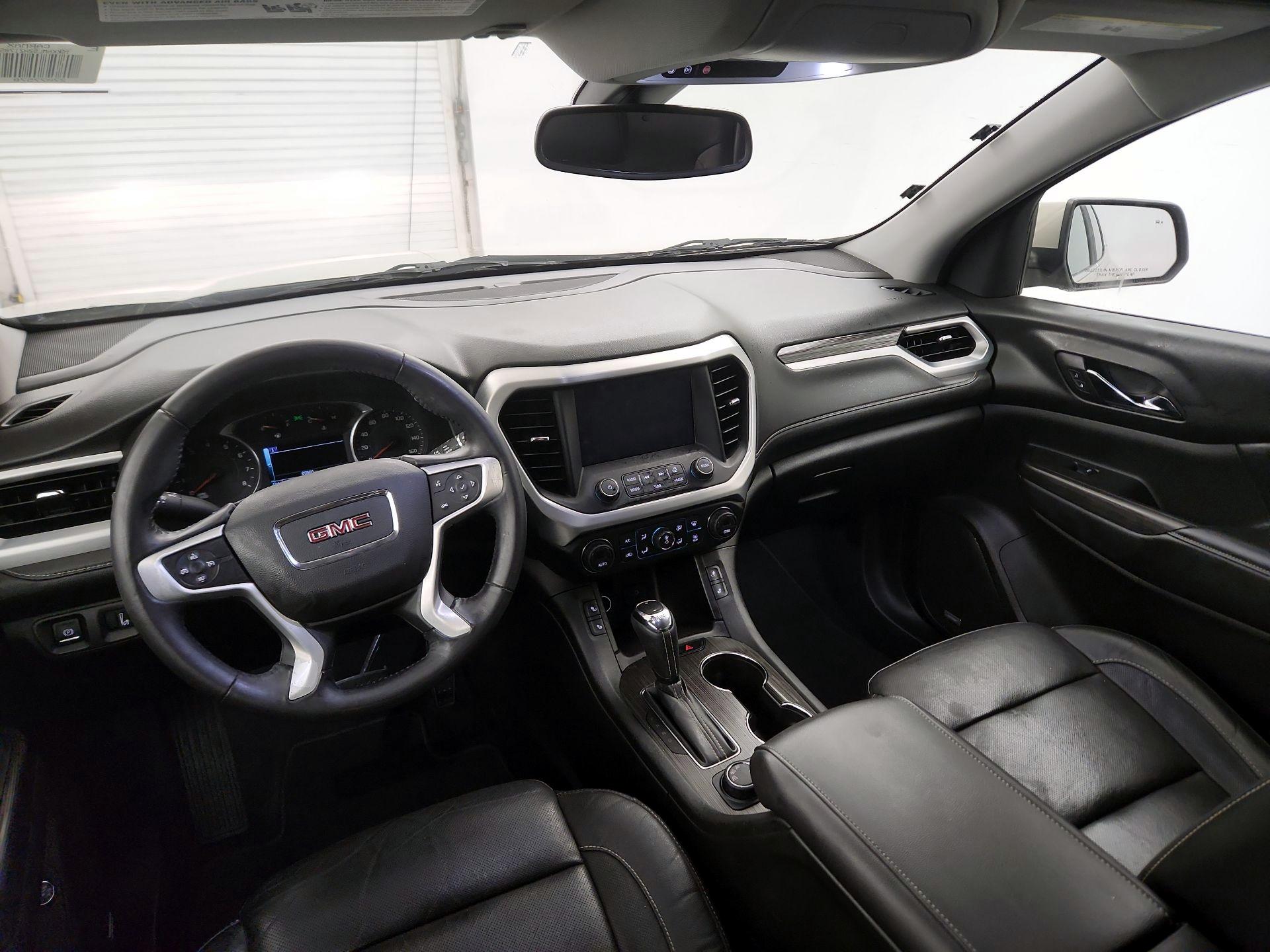 Thumbnail: 2017 GMC Acadia - 9