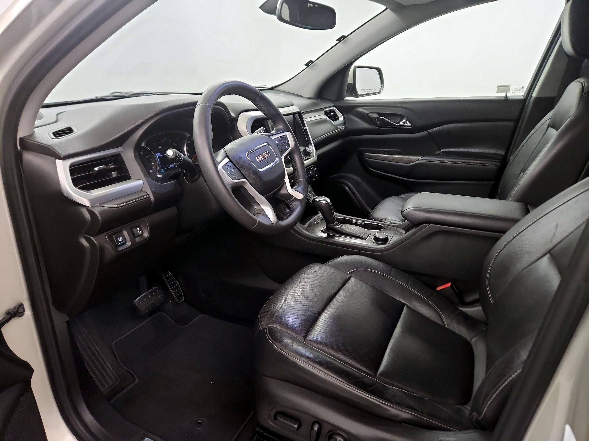 Thumbnail: 2017 GMC Acadia - 11