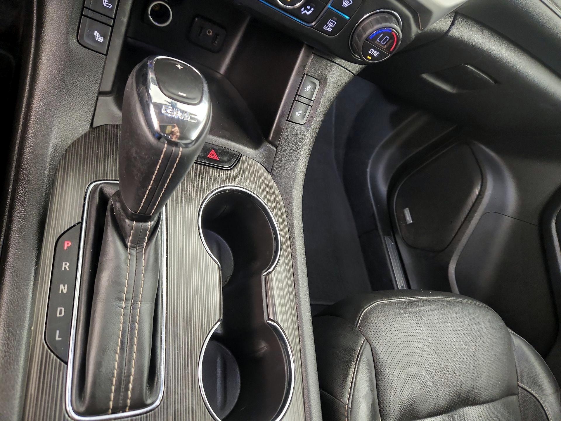 Thumbnail: 2017 GMC Acadia - 18