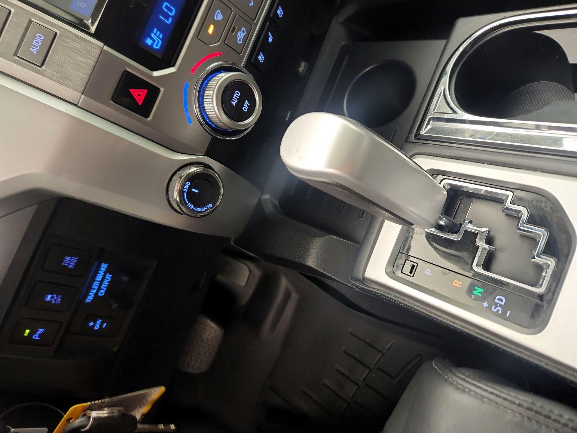 Thumbnail: 2019 Toyota Tundra - 17