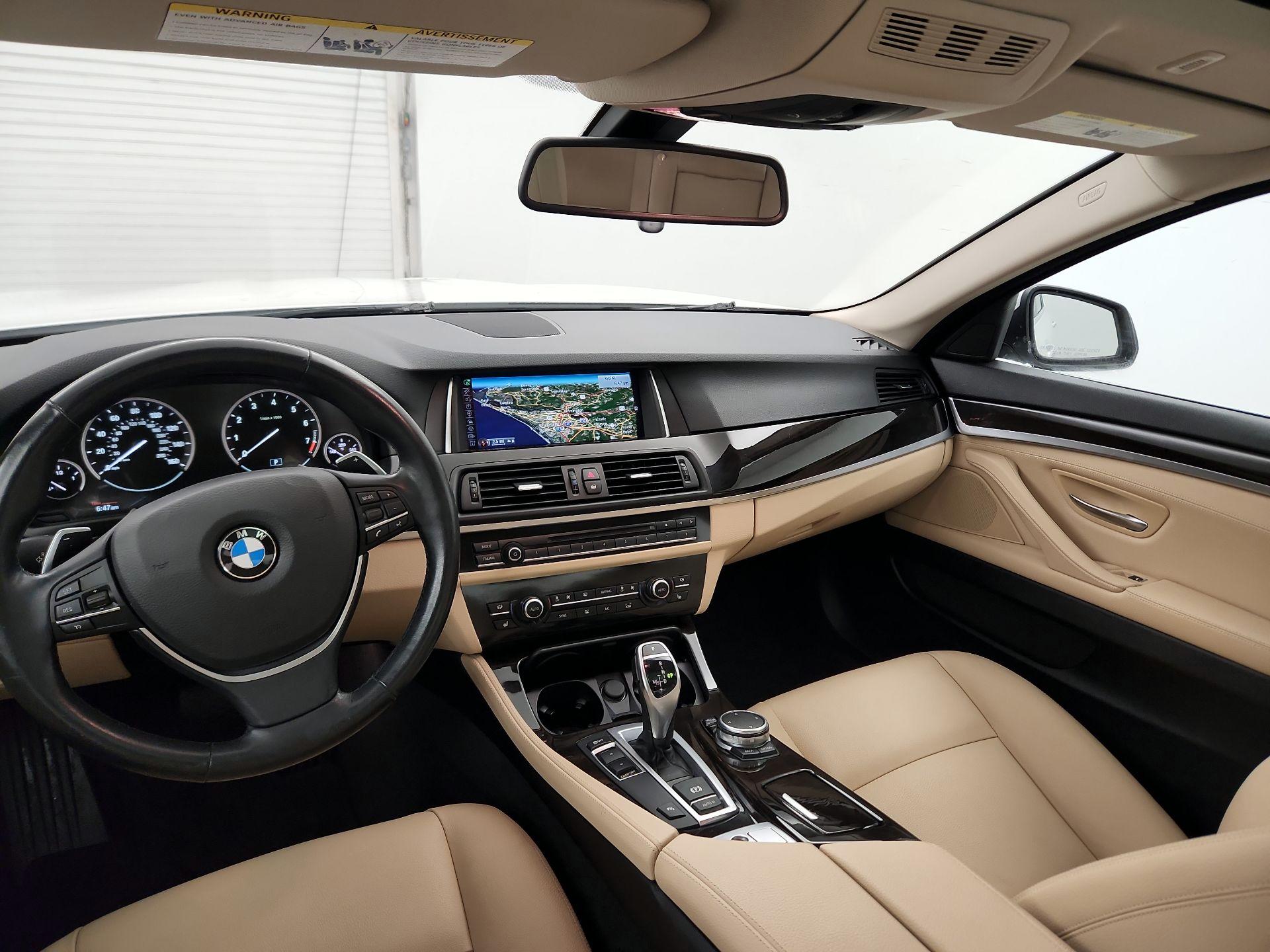 Thumbnail: 2016 BMW 5 Series - 9