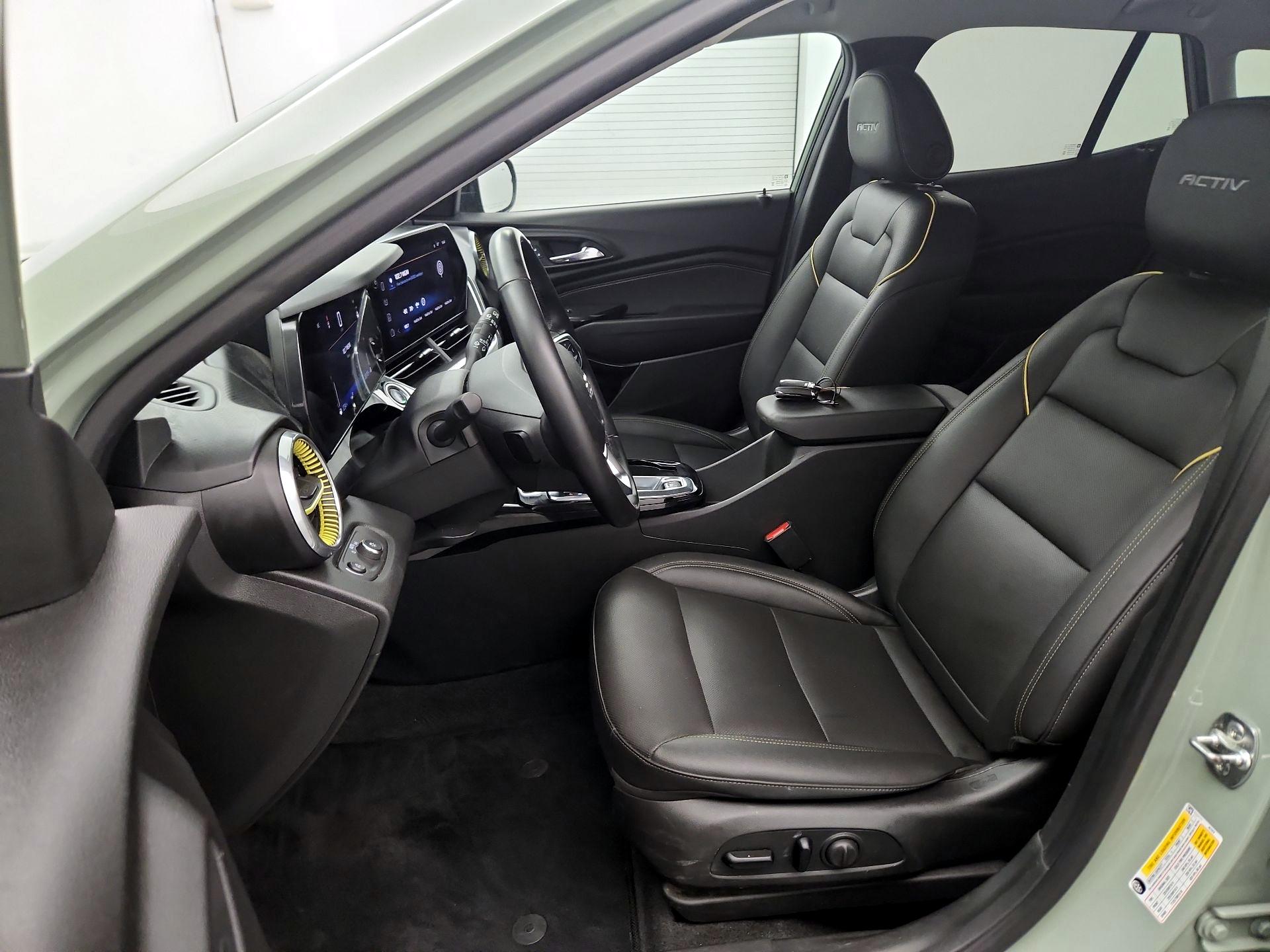 Thumbnail: 2024 Chevrolet Trax - 11