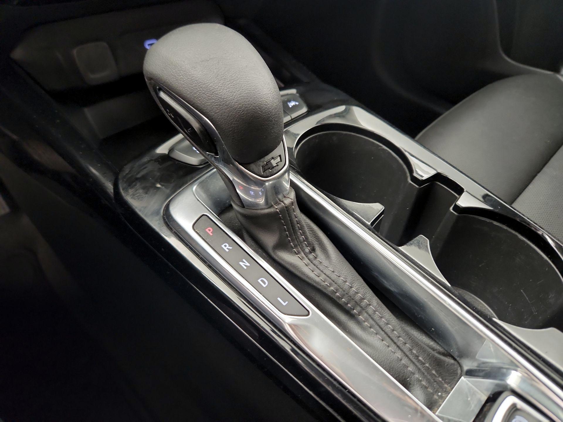 Thumbnail: 2024 Chevrolet Trax - 17