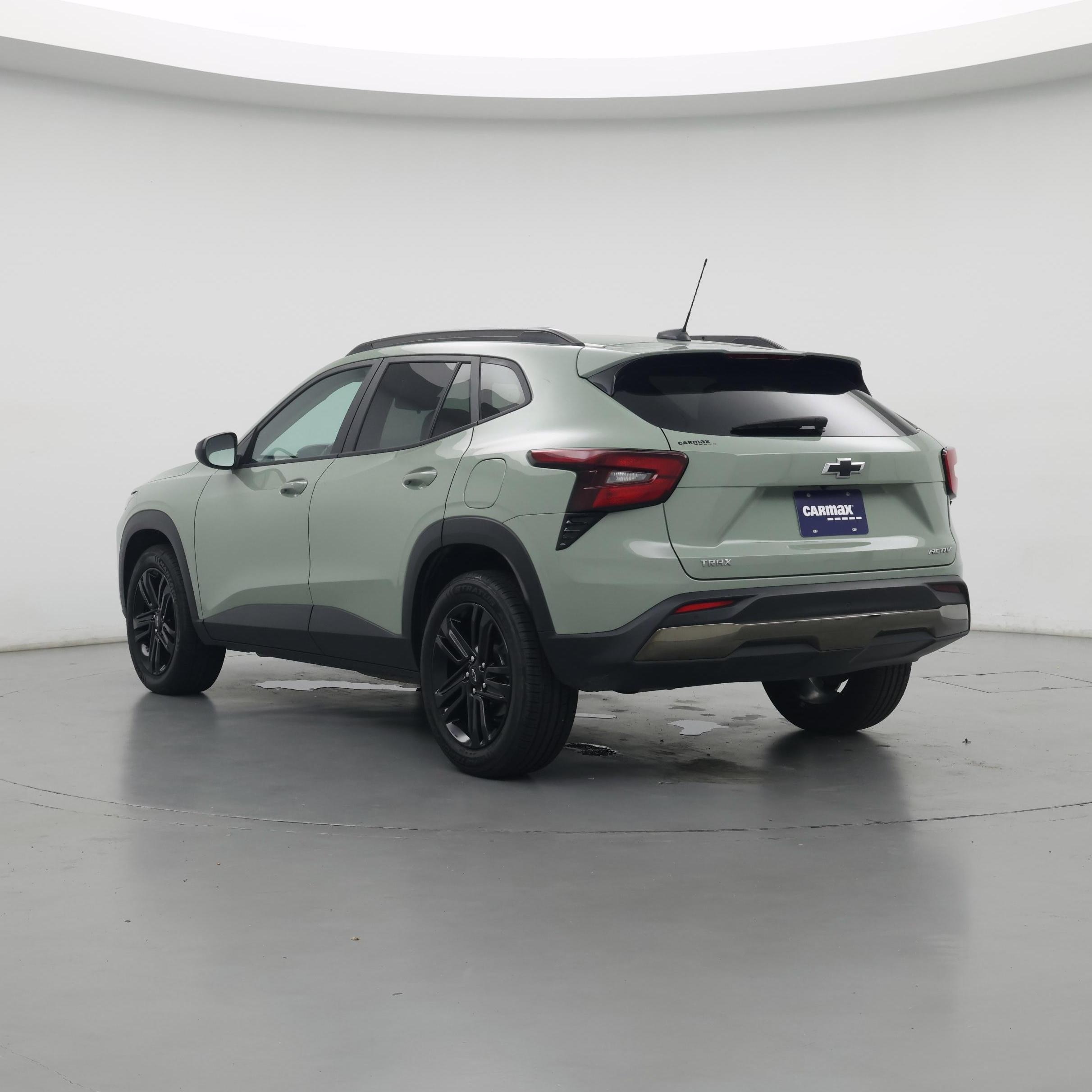 Thumbnail: 2024 Chevrolet Trax - 2
