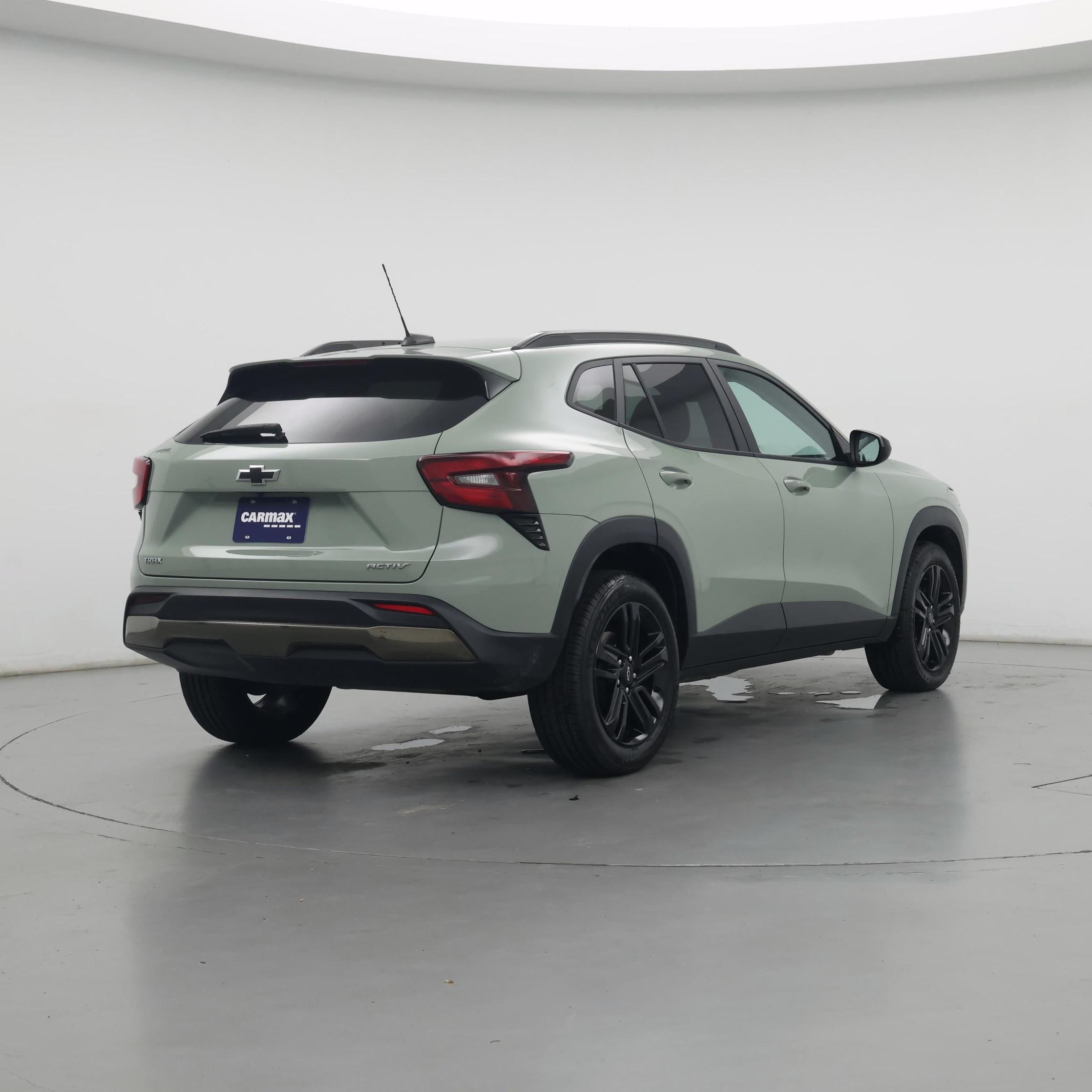 Thumbnail: 2024 Chevrolet Trax - 8