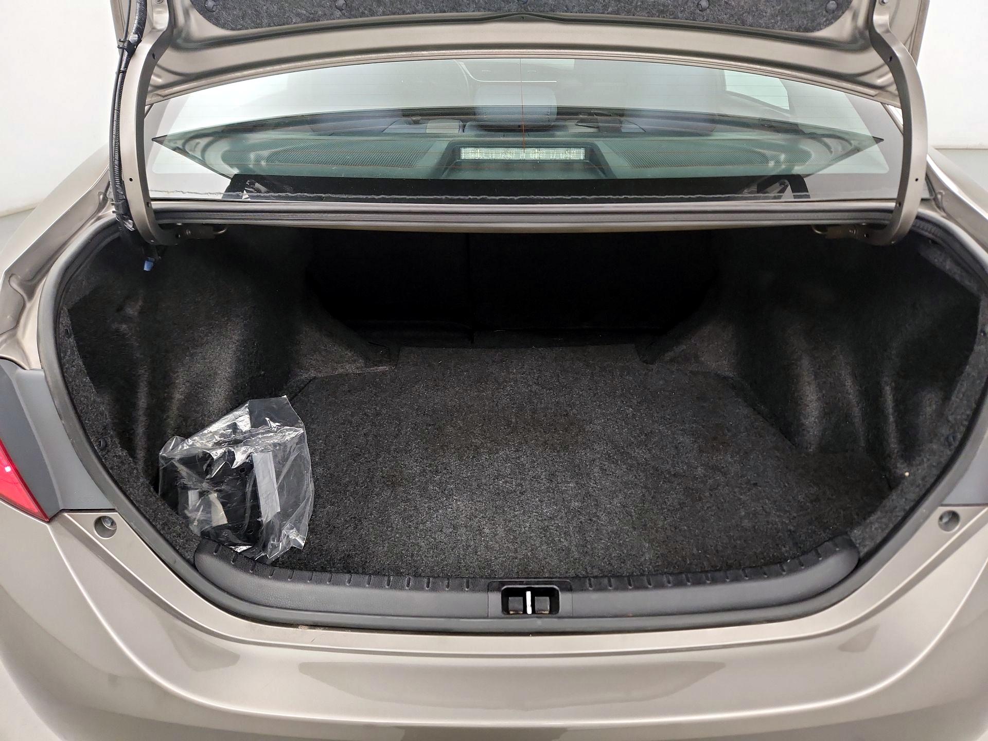 Thumbnail: 2019 Toyota Corolla - 20