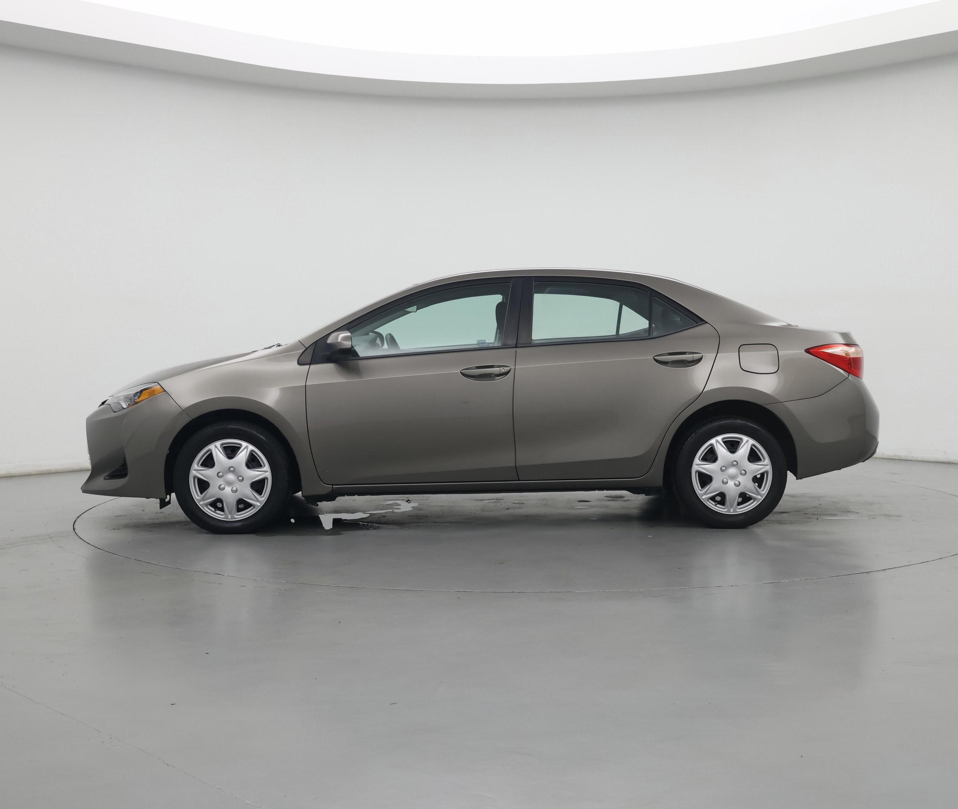Thumbnail: 2019 Toyota Corolla - 3
