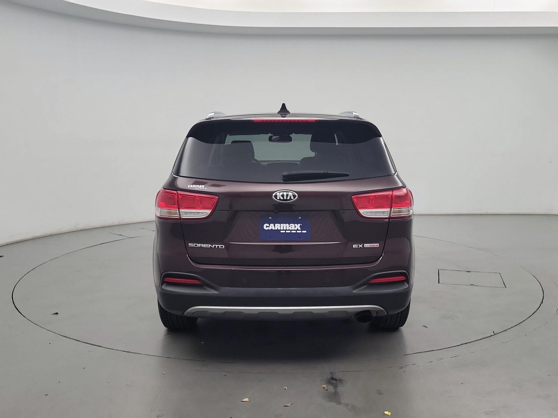 Thumbnail: 2016 Kia Sorento - 6