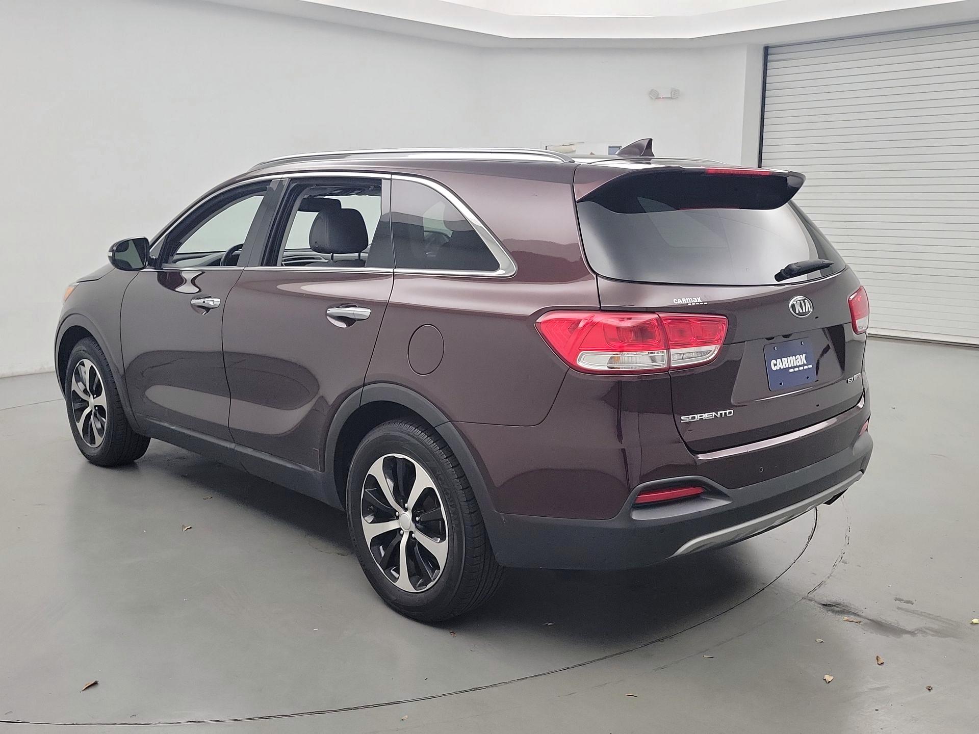 Thumbnail: 2016 Kia Sorento - 7