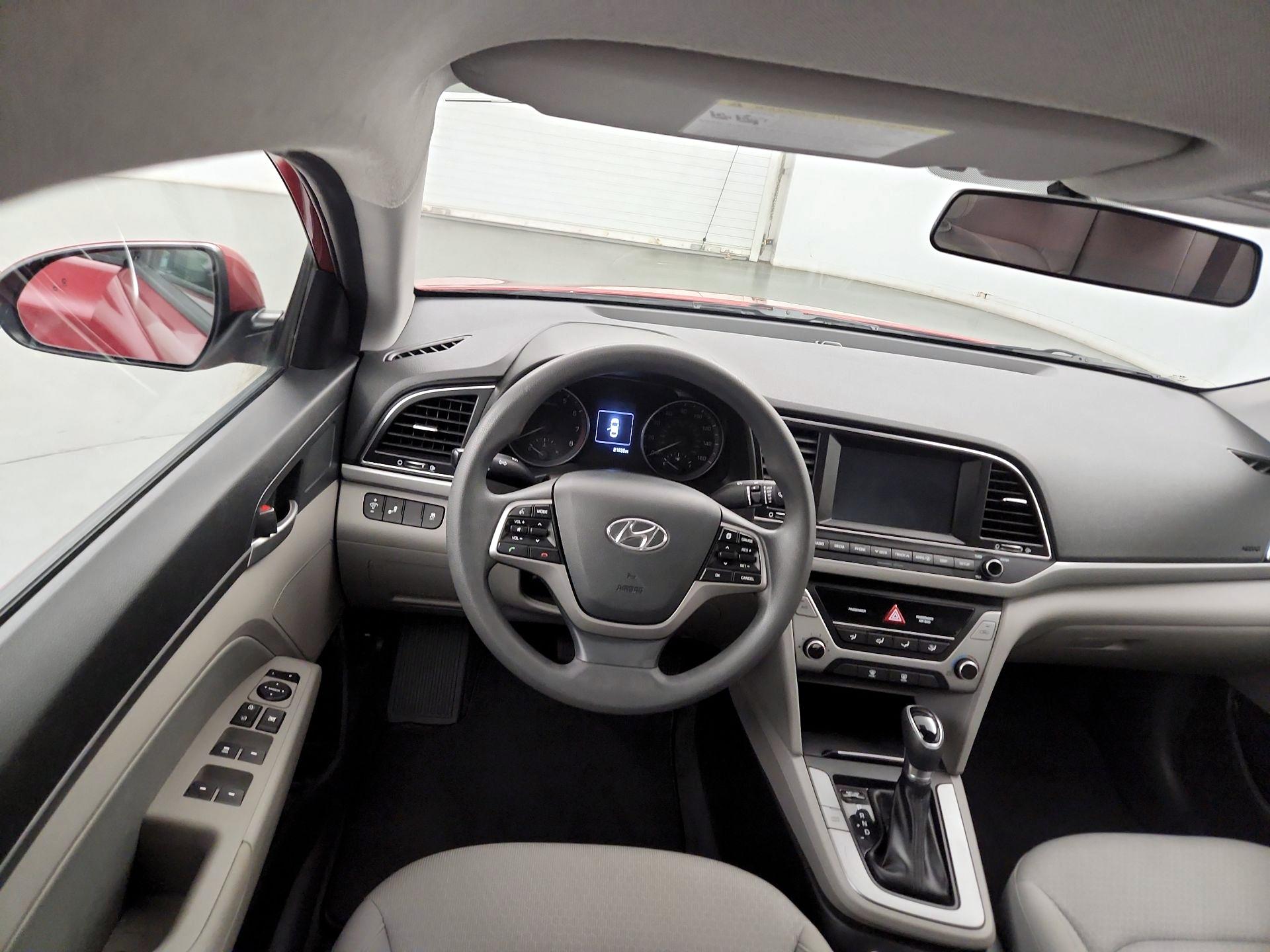 Thumbnail: 2018 Hyundai Elantra - 10