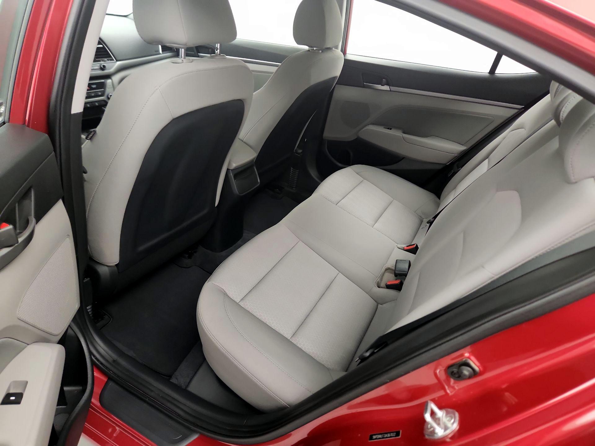 Thumbnail: 2018 Hyundai Elantra - 19