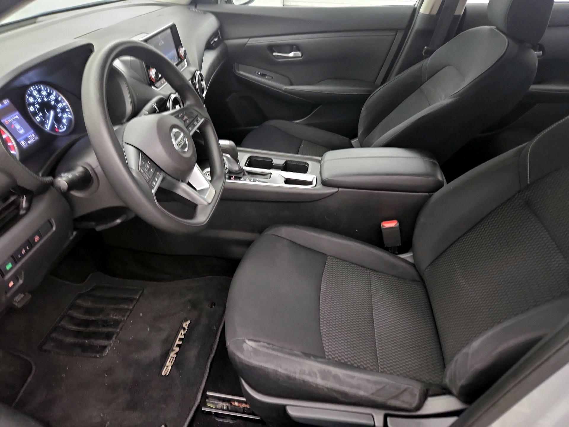 Thumbnail: 2020 Nissan Sentra - 11