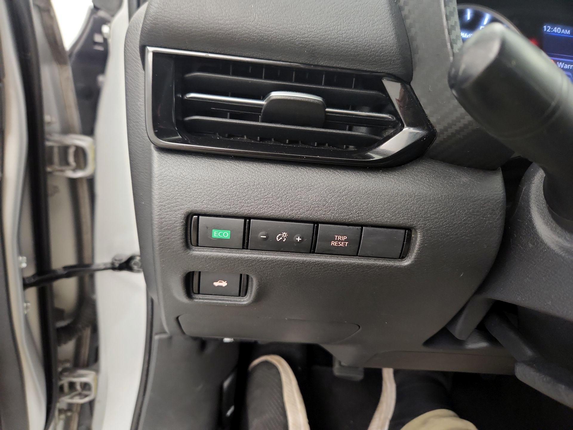 Thumbnail: 2020 Nissan Sentra - 13