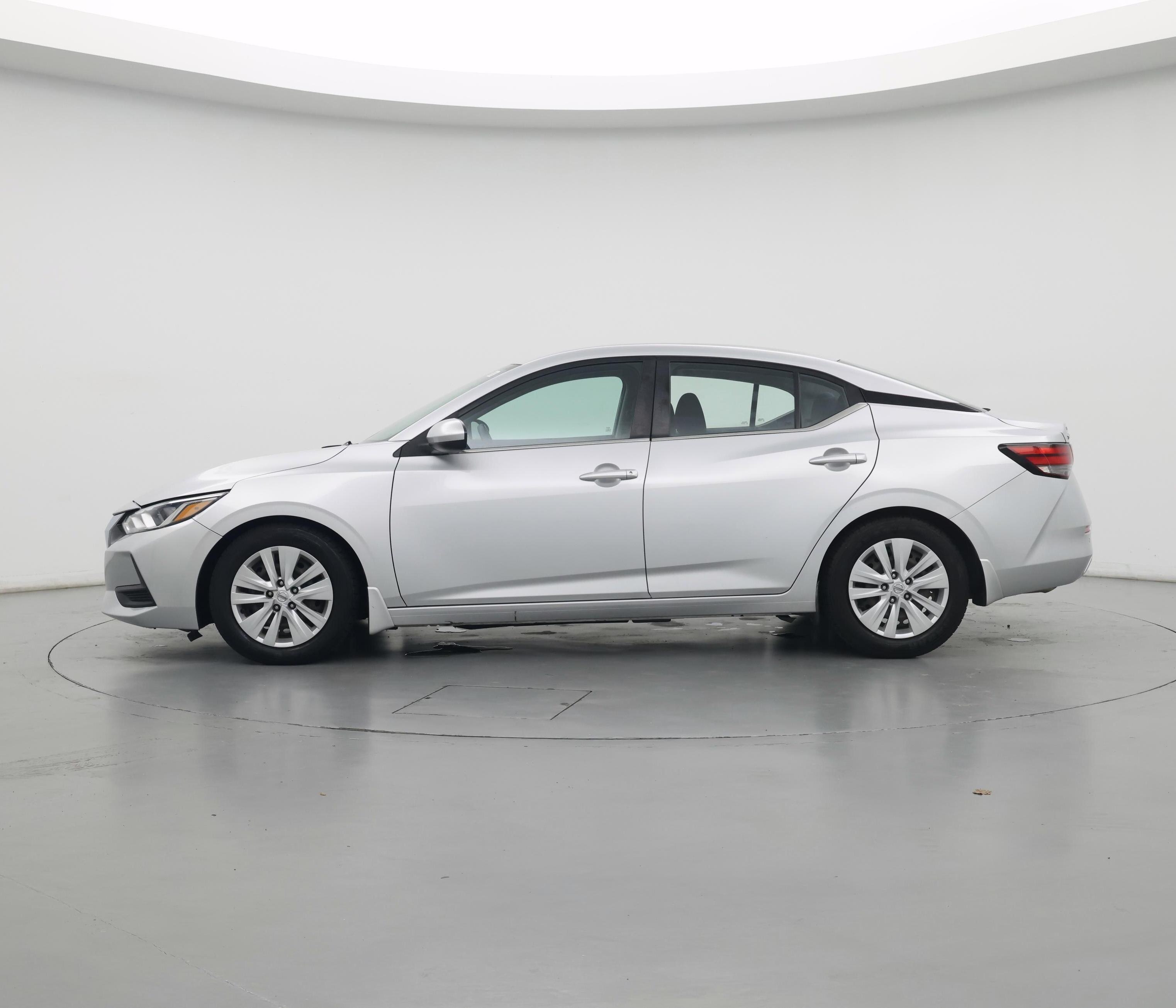 Thumbnail: 2020 Nissan Sentra - 3