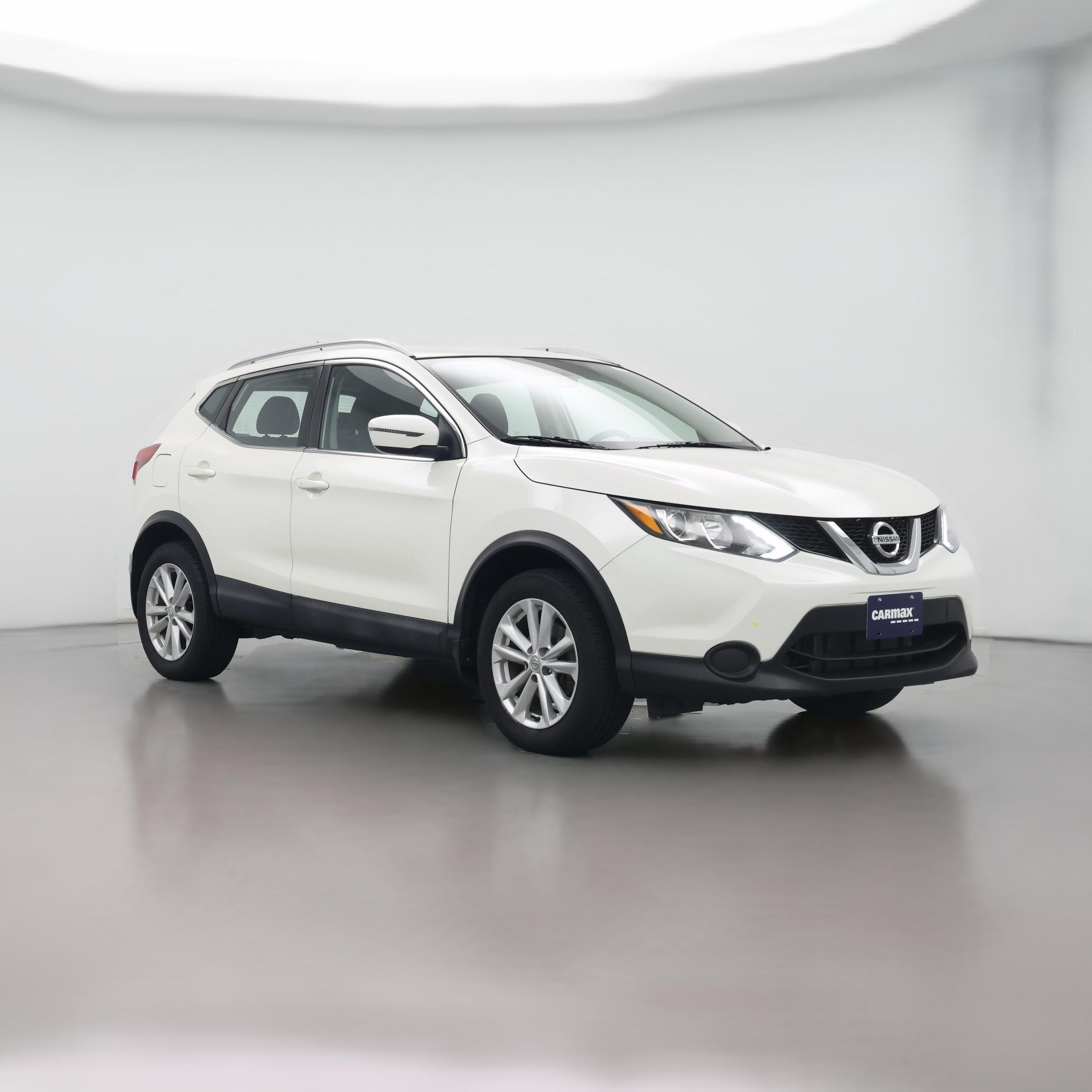 Thumbnail: 2017 Nissan Rogue Sport - 1
