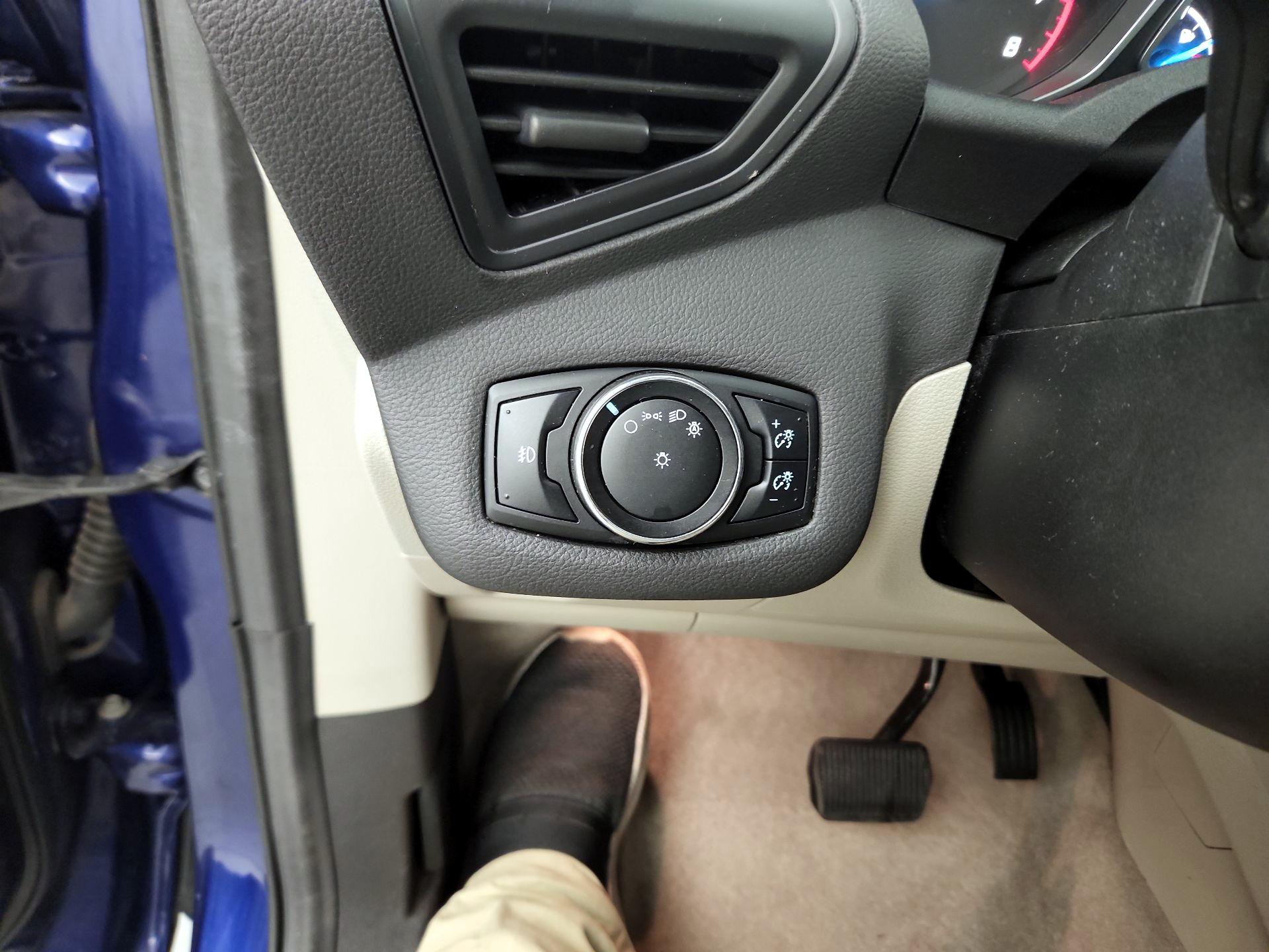 Thumbnail: 2014 Ford Escape - 13
