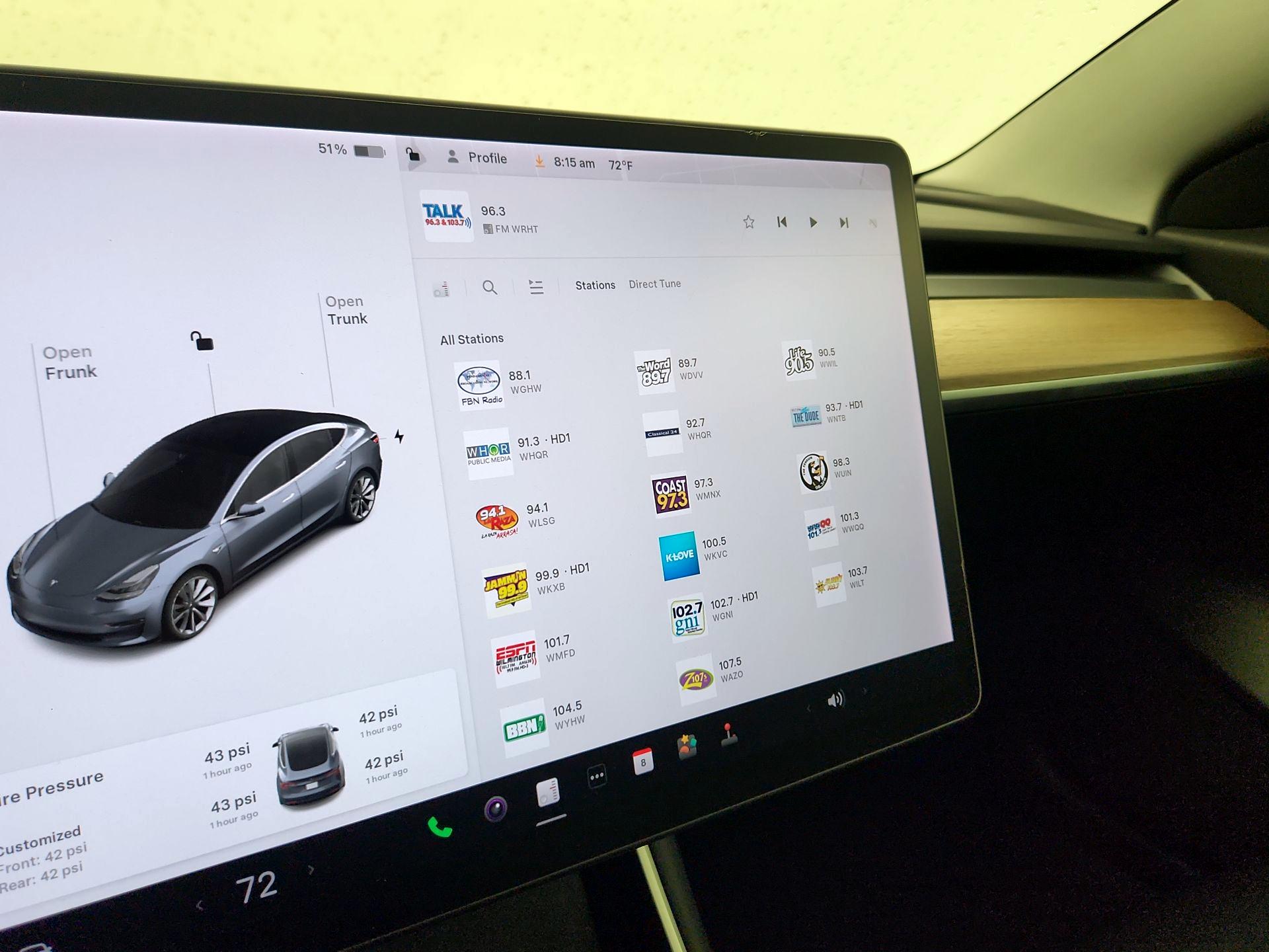 Thumbnail: 2020 Tesla Model 3 - 15