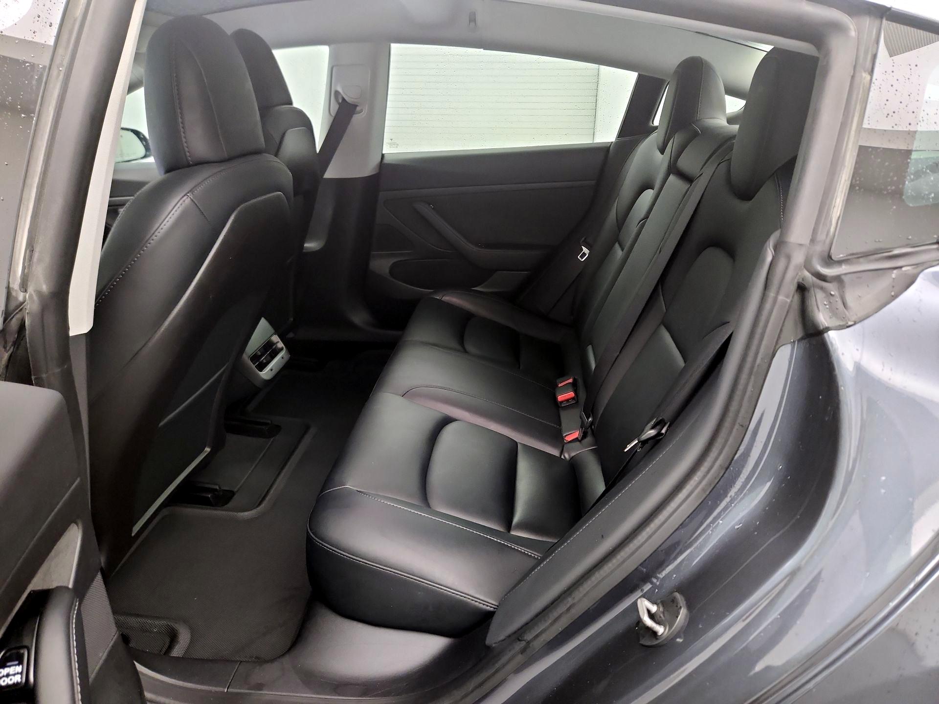 Thumbnail: 2020 Tesla Model 3 - 19