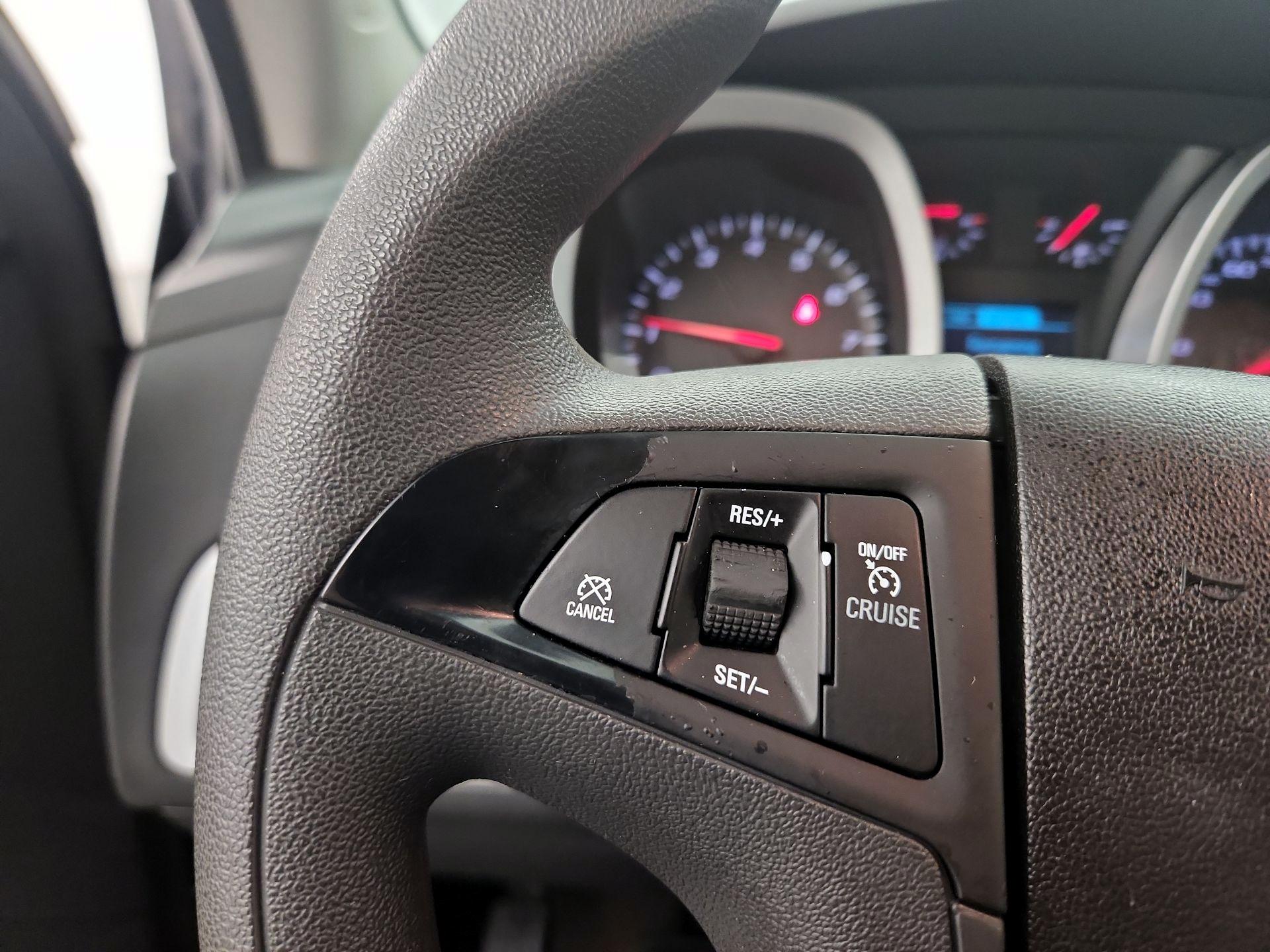 Thumbnail: 2015 Chevrolet Equinox - 13