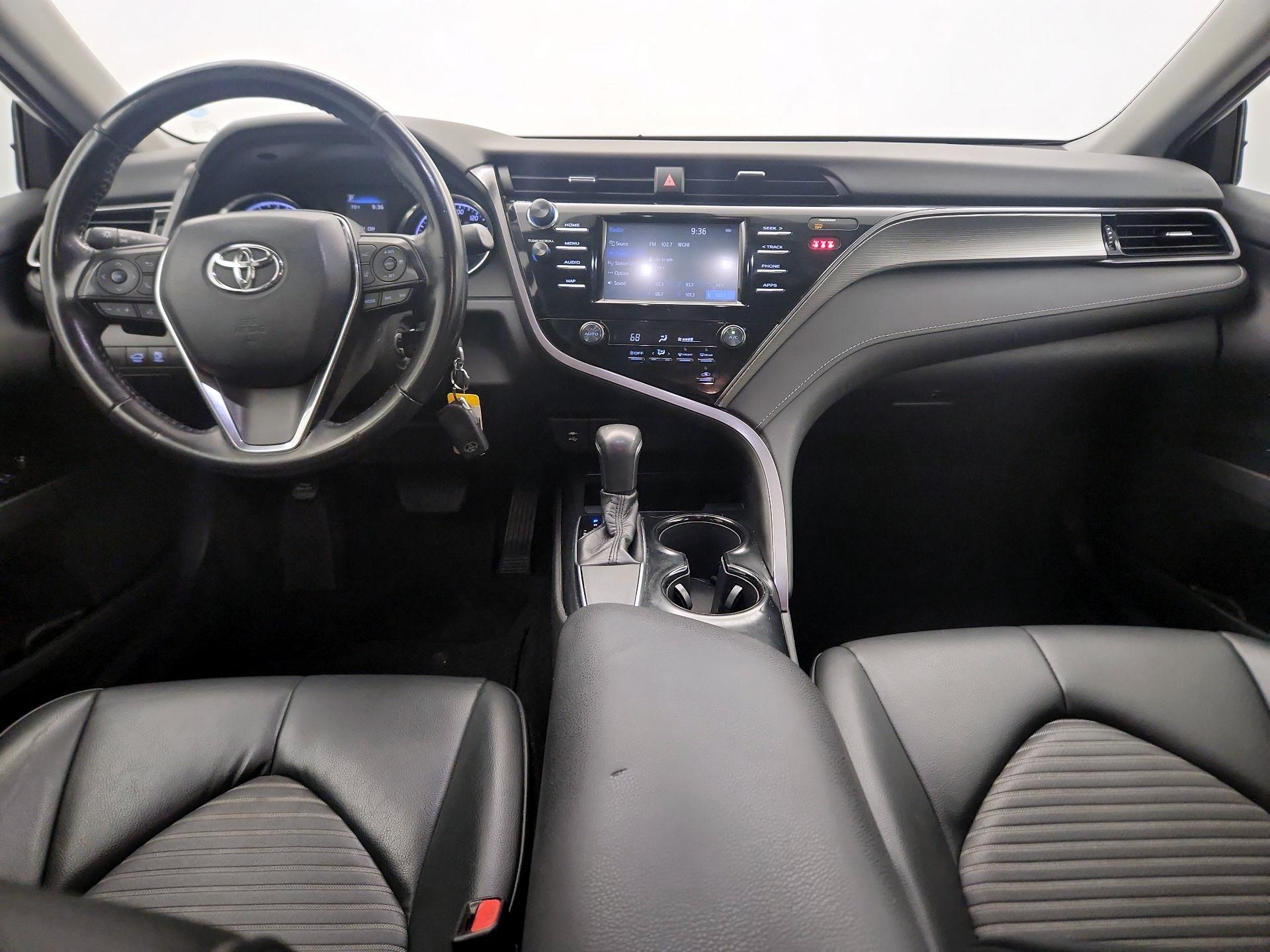 Thumbnail: 2019 Toyota Camry - 9