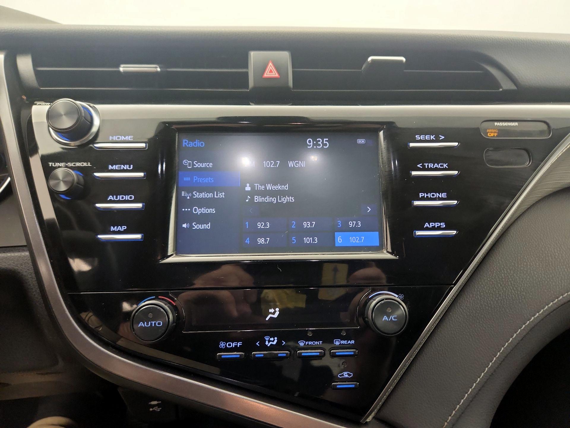 Thumbnail: 2019 Toyota Camry - 15