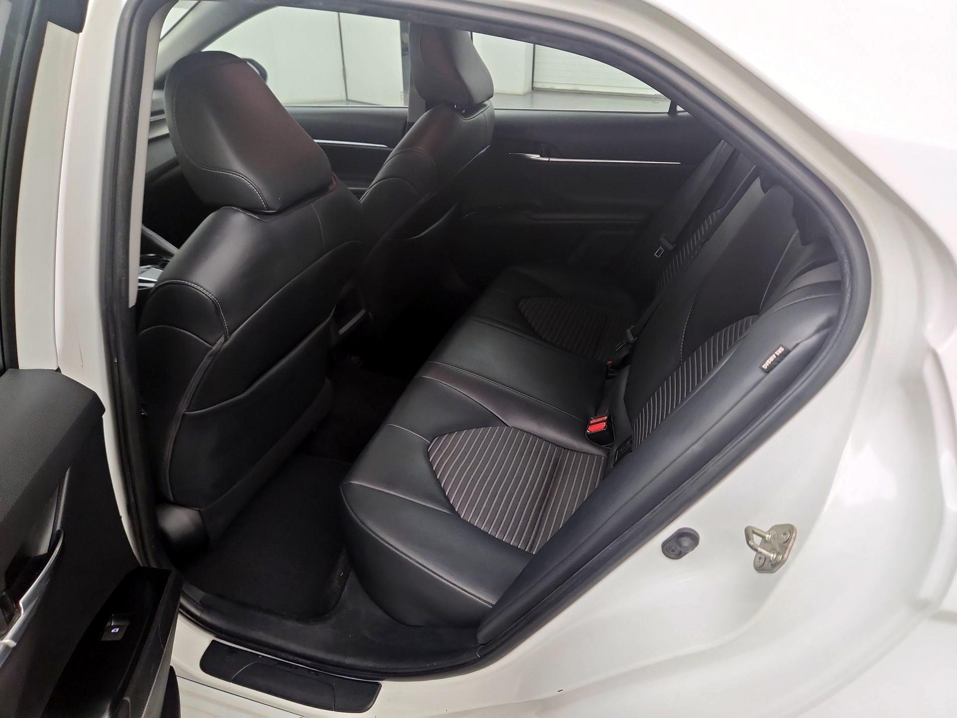 Thumbnail: 2019 Toyota Camry - 19