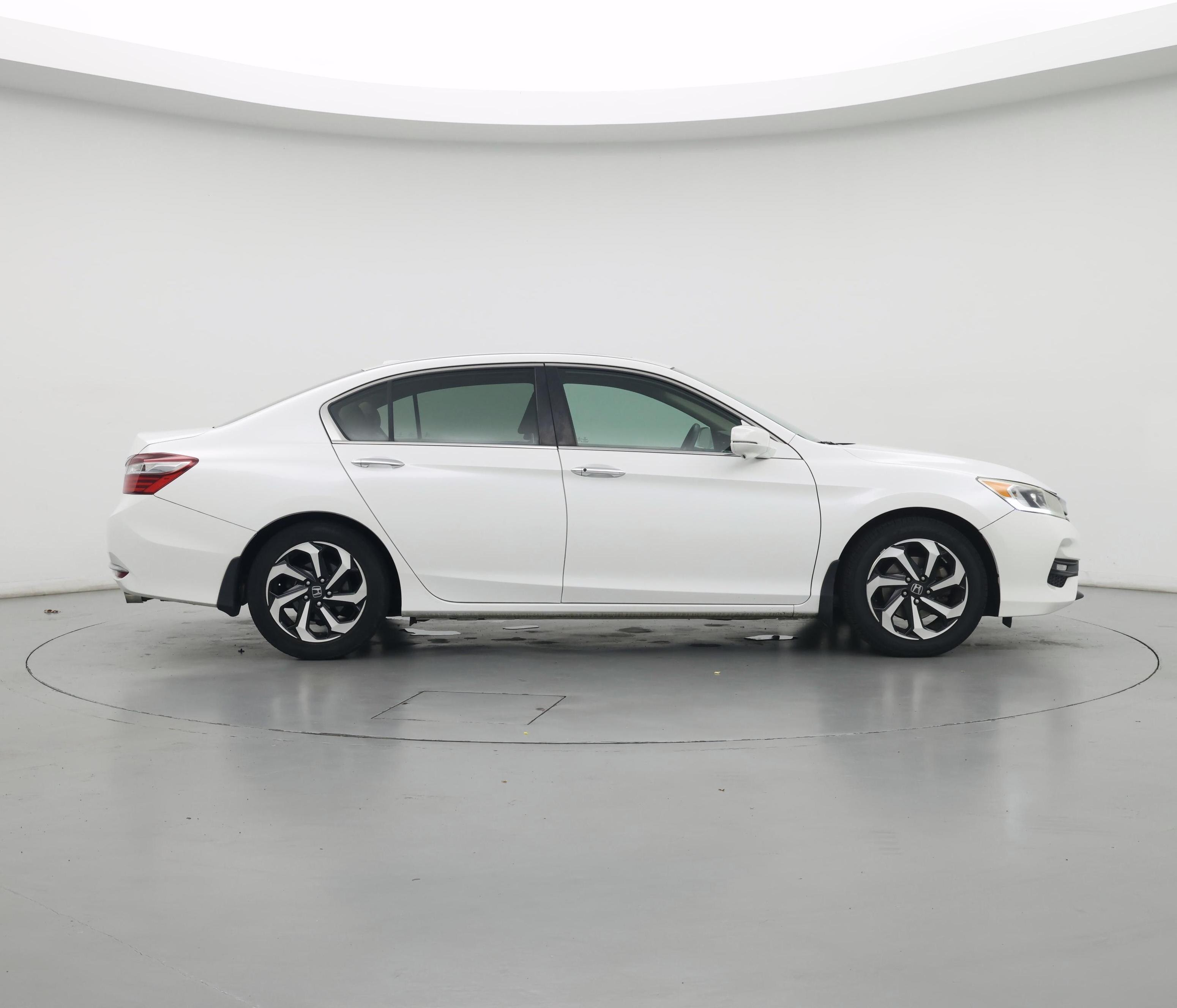 Thumbnail: 2017 Honda Accord - 7