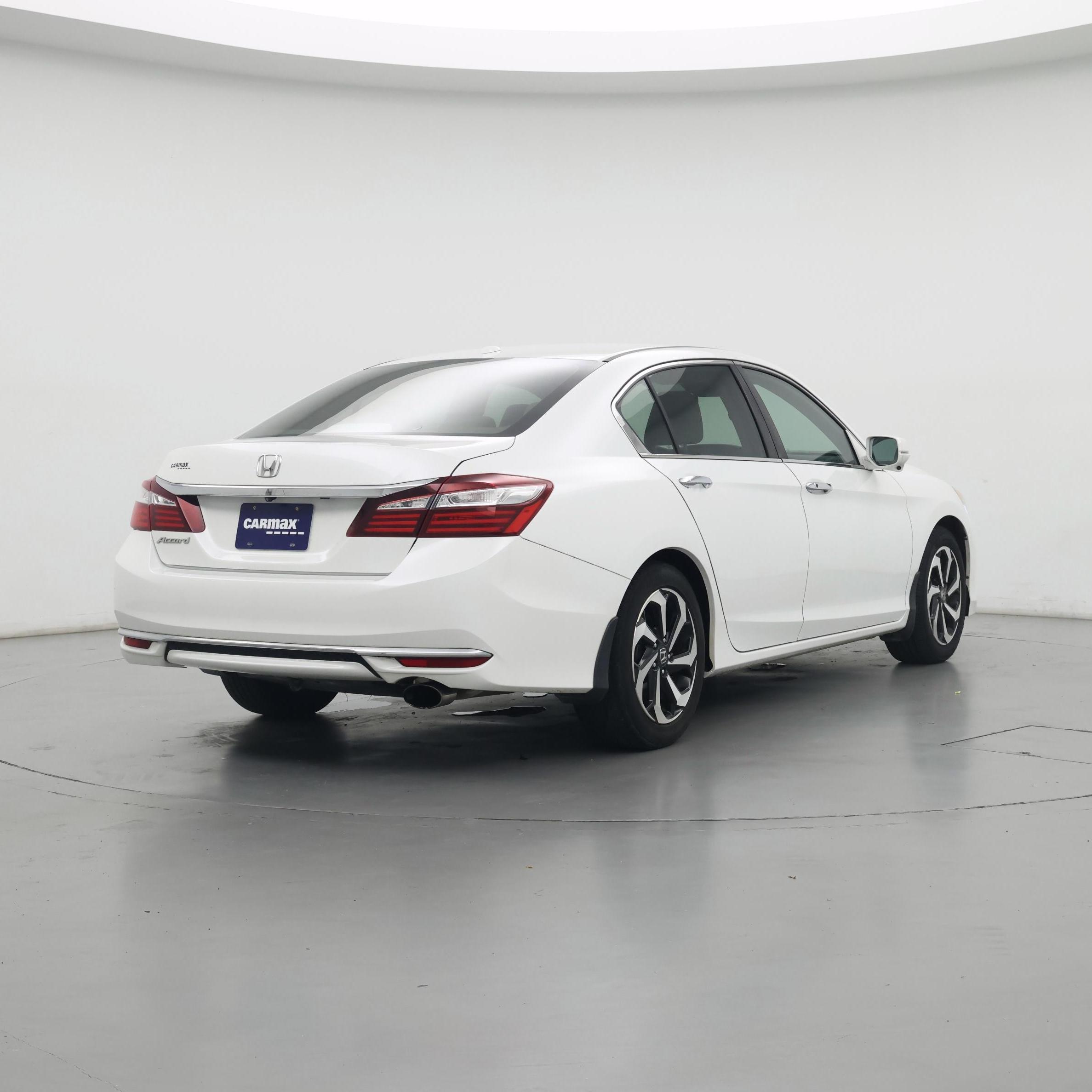 Thumbnail: 2017 Honda Accord - 8
