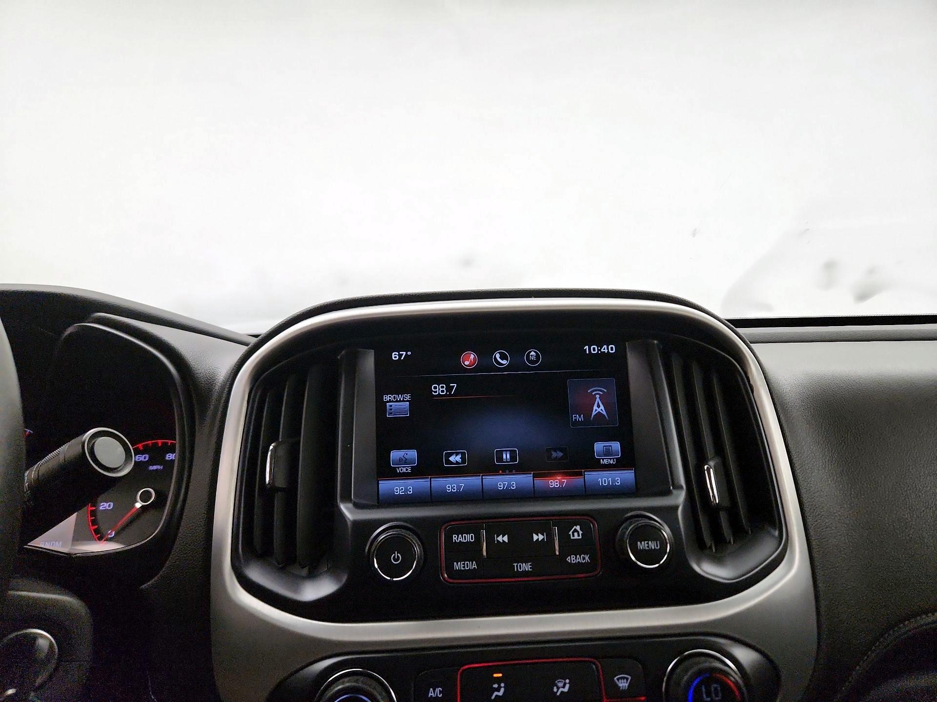 Thumbnail: 2015 GMC Canyon - 15
