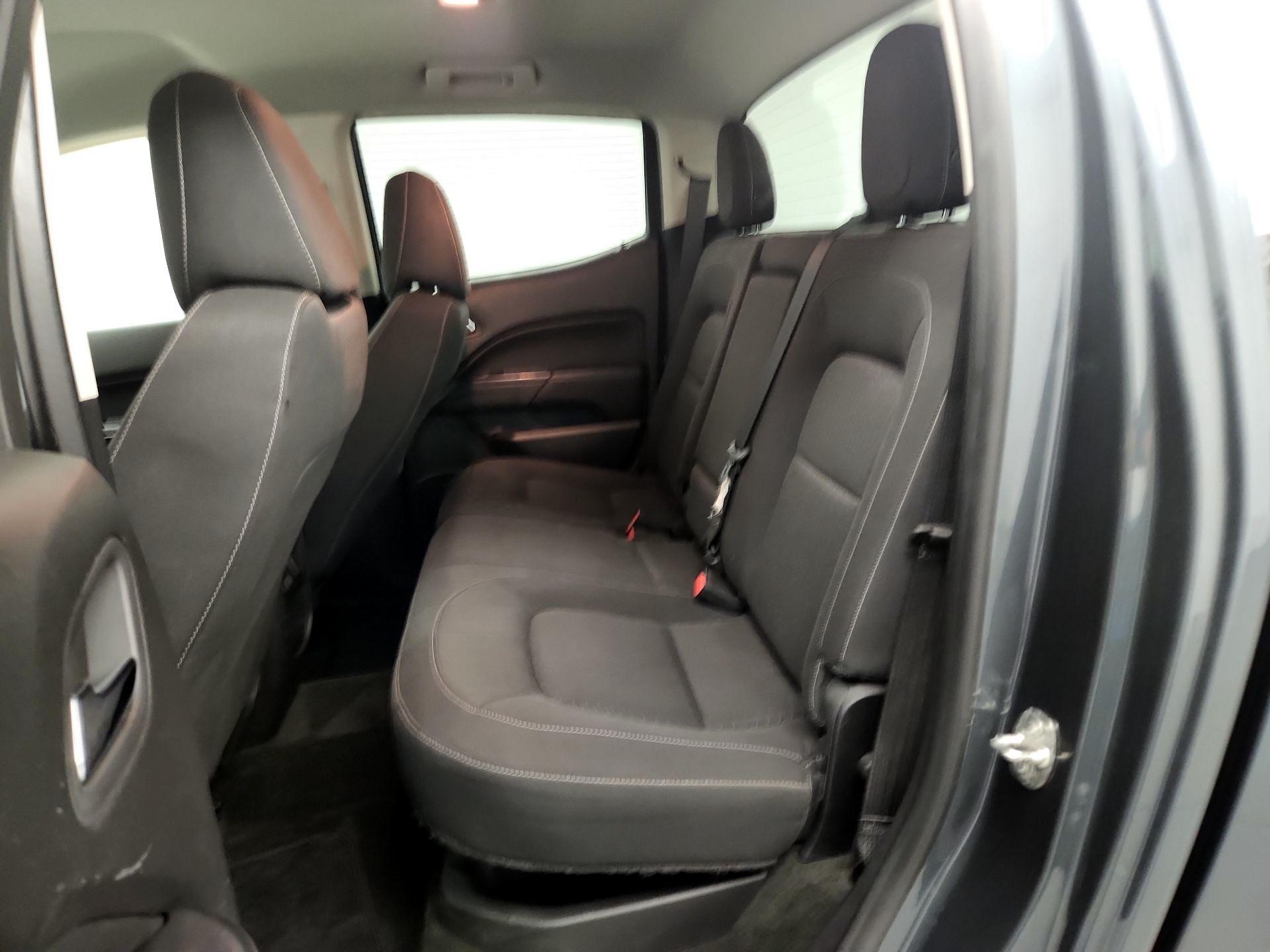 Thumbnail: 2015 GMC Canyon - 19