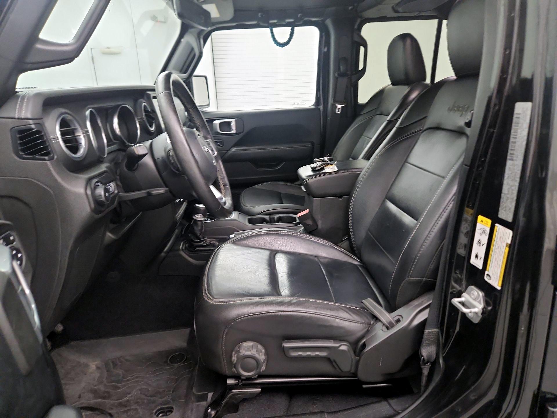 Thumbnail: 2019 Jeep Wrangler - 11