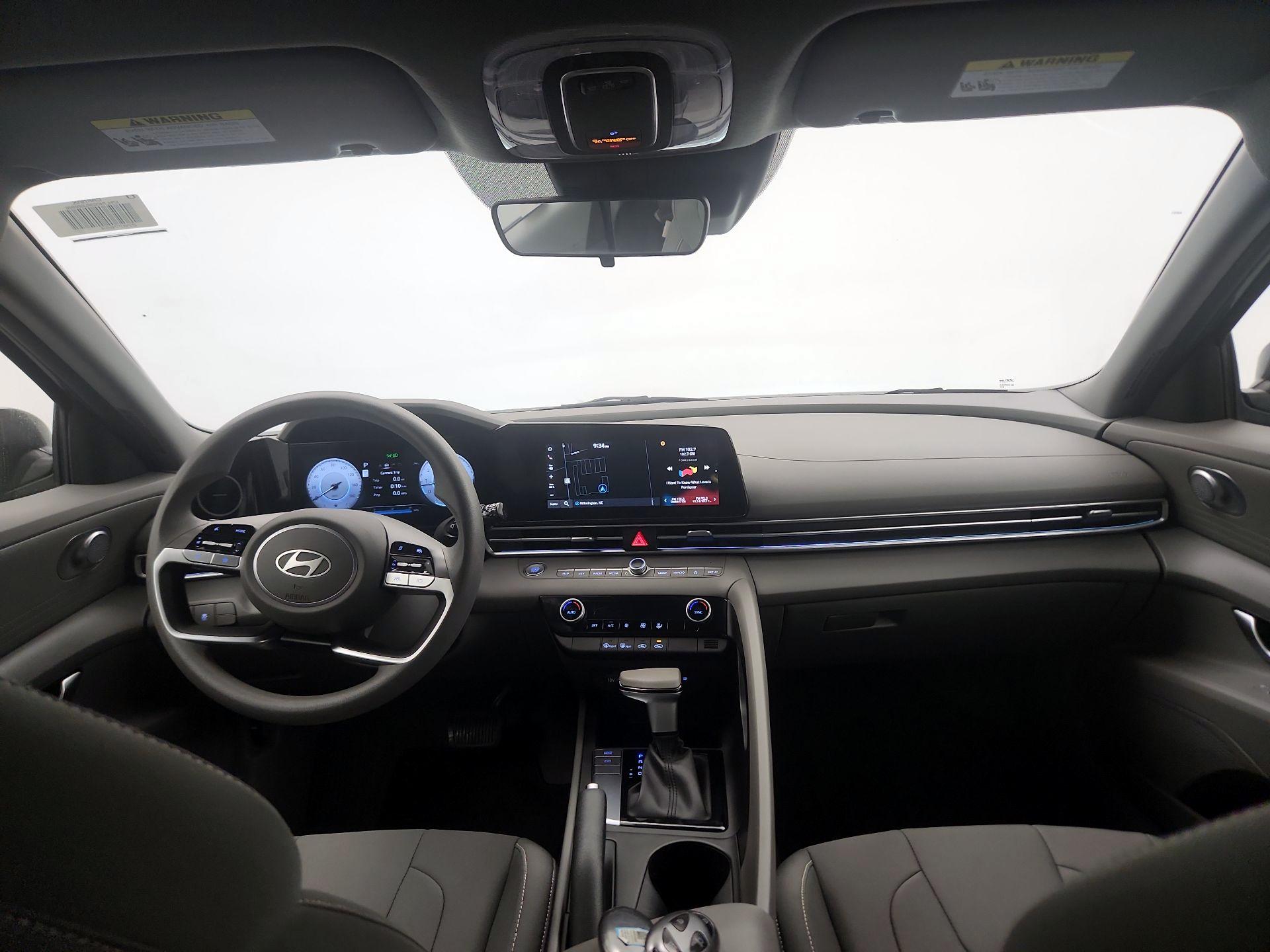 Thumbnail: 2024 Hyundai Elantra - 9