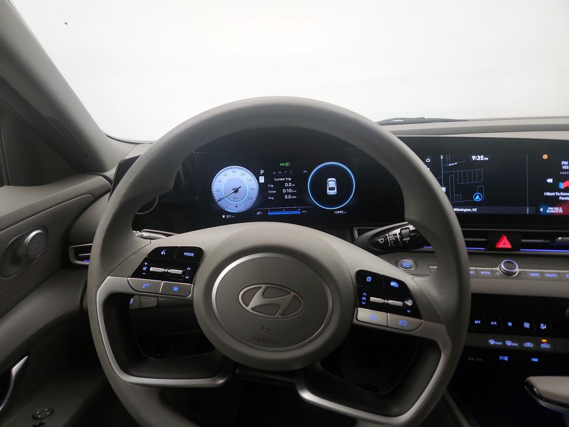 Thumbnail: 2024 Hyundai Elantra - 10