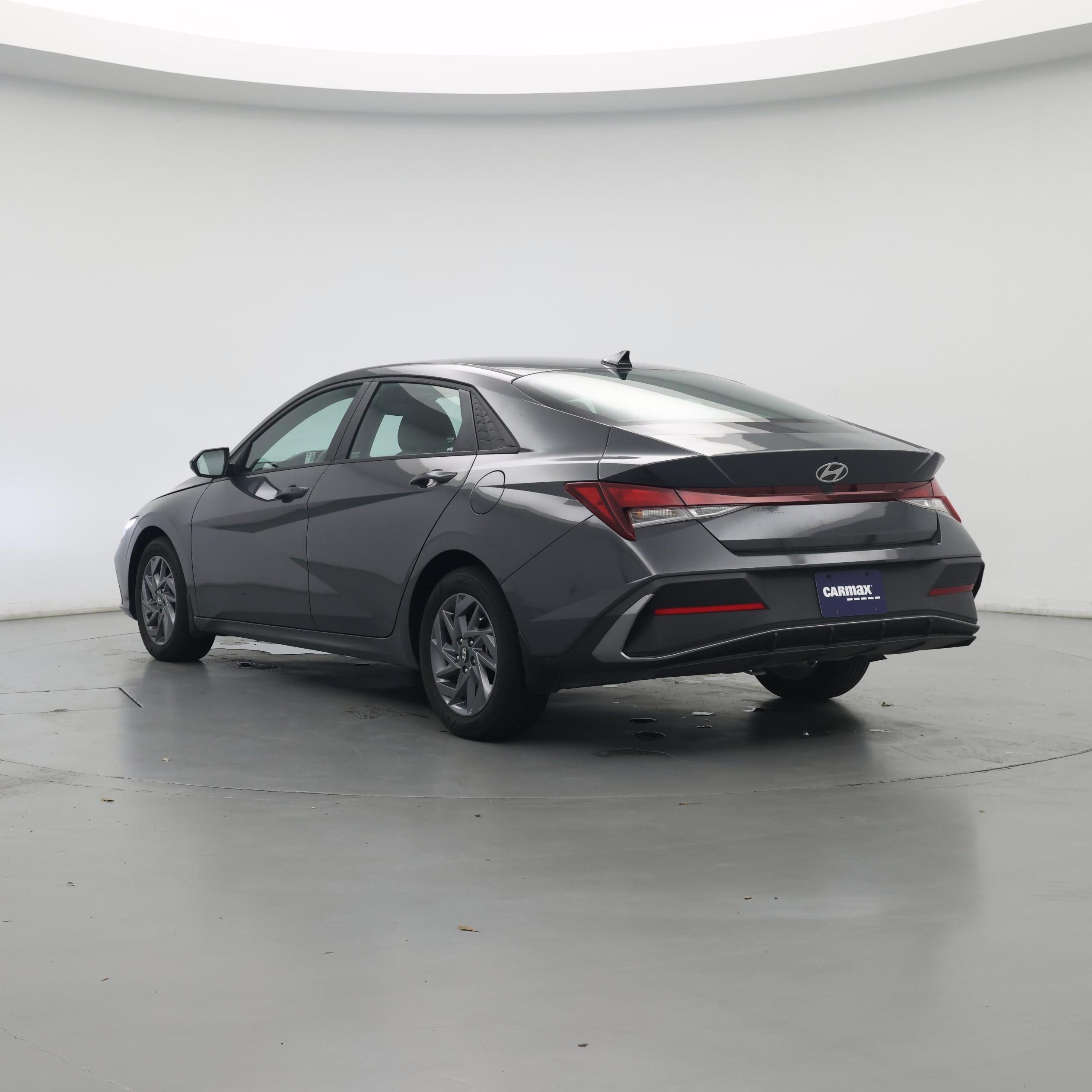 Thumbnail: 2024 Hyundai Elantra - 2