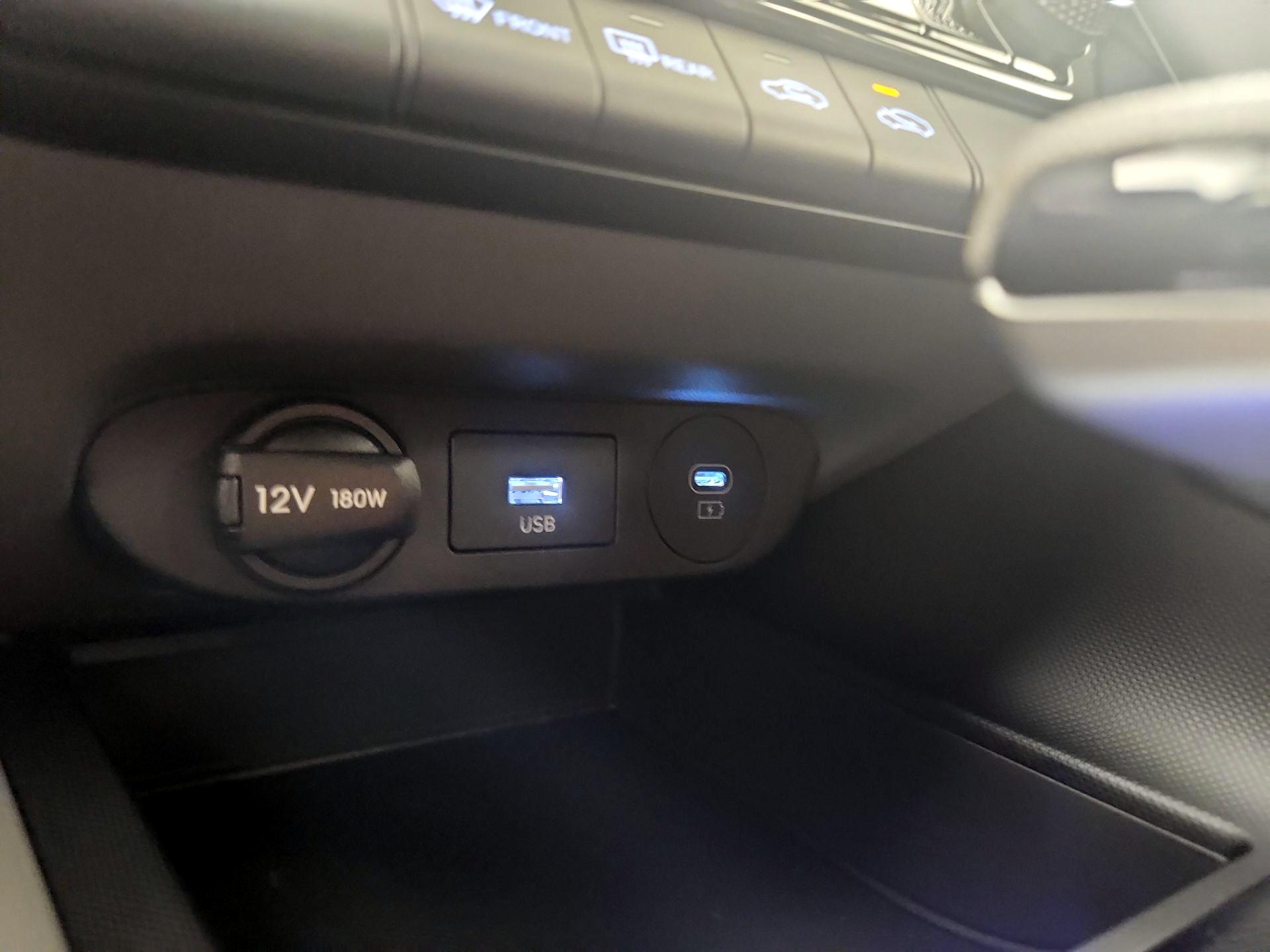 Thumbnail: 2024 Hyundai Elantra - 19