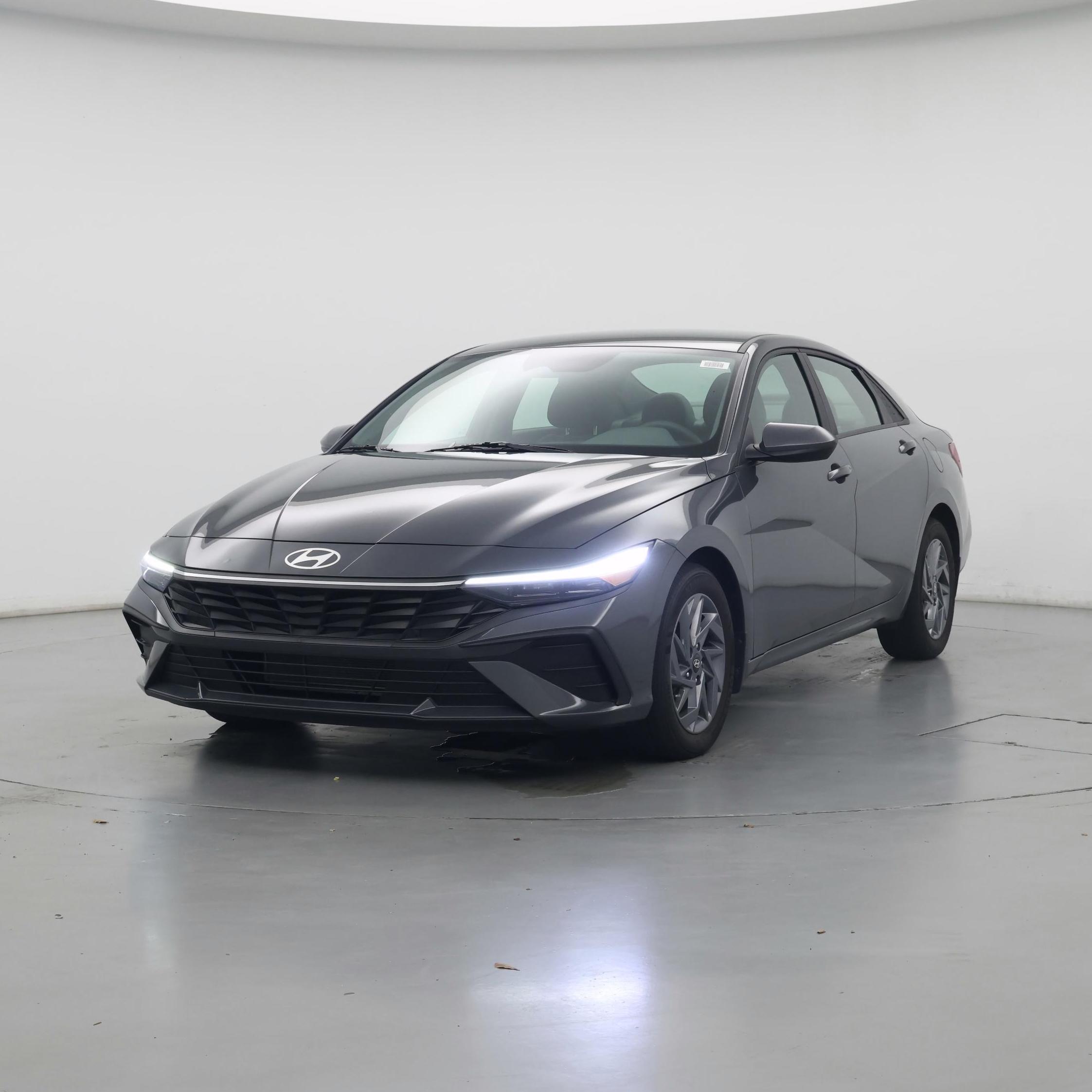 Thumbnail: 2024 Hyundai Elantra - 4