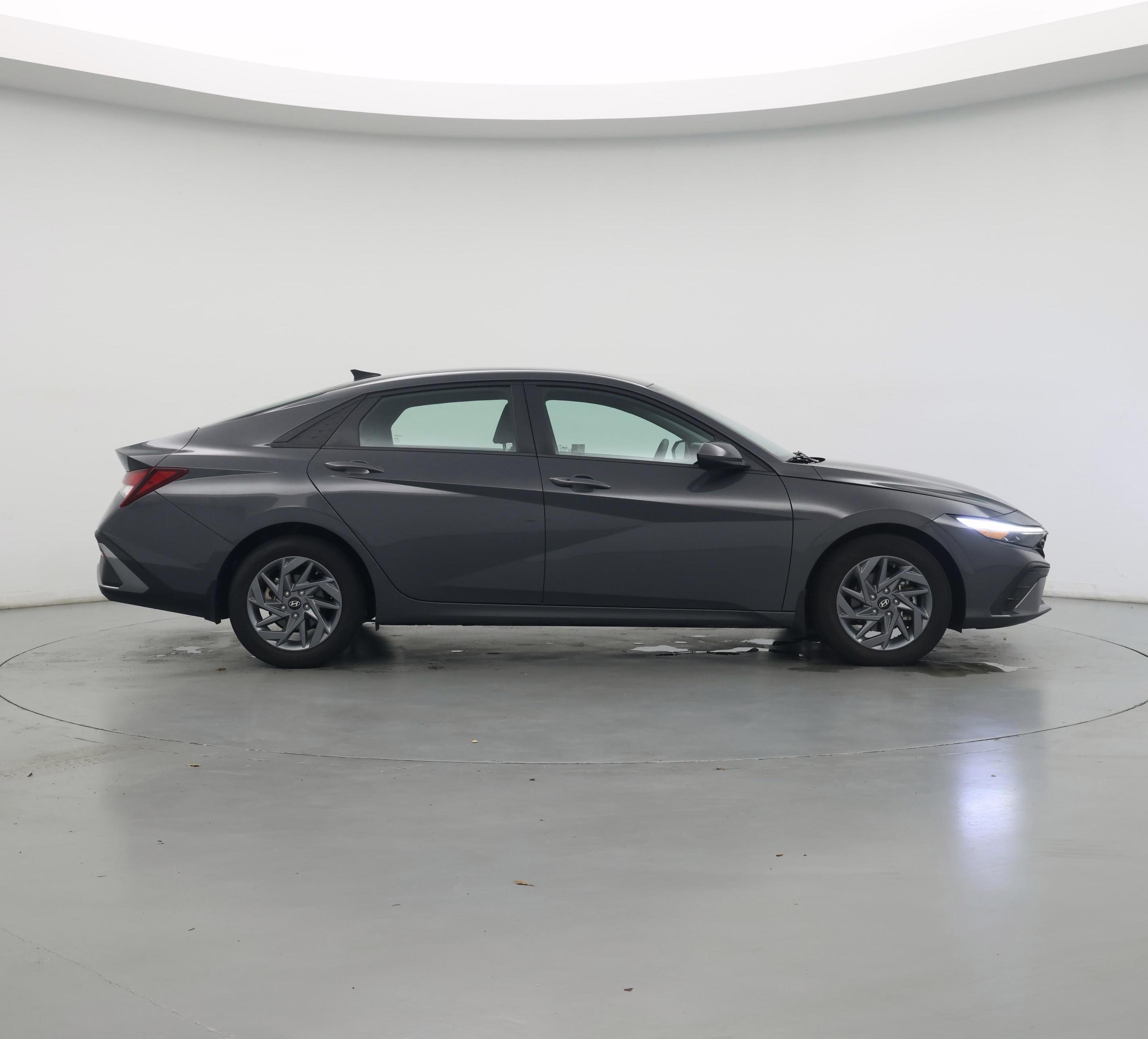 Thumbnail: 2024 Hyundai Elantra - 7