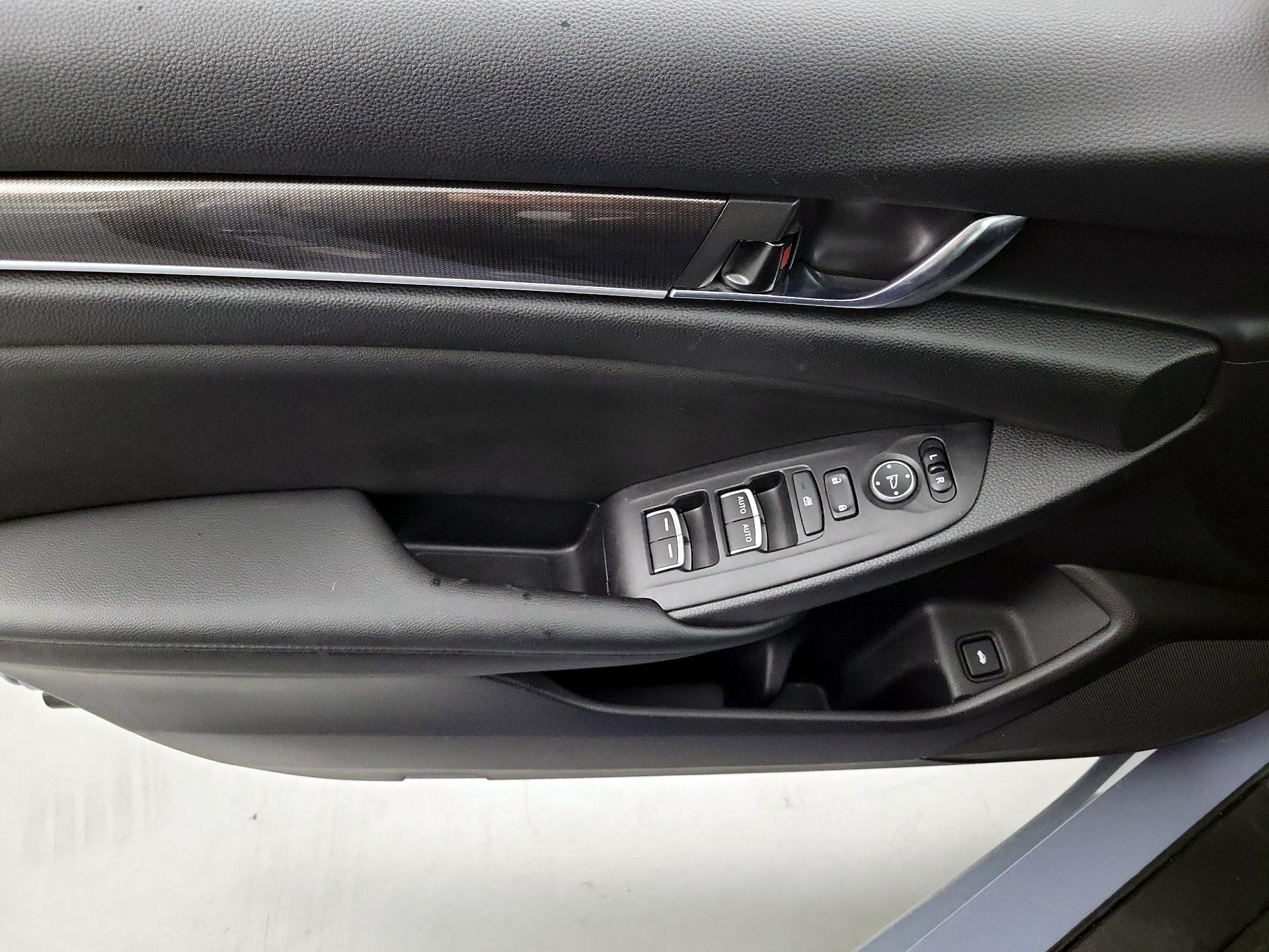 Thumbnail: 2021 Honda Accord - 12