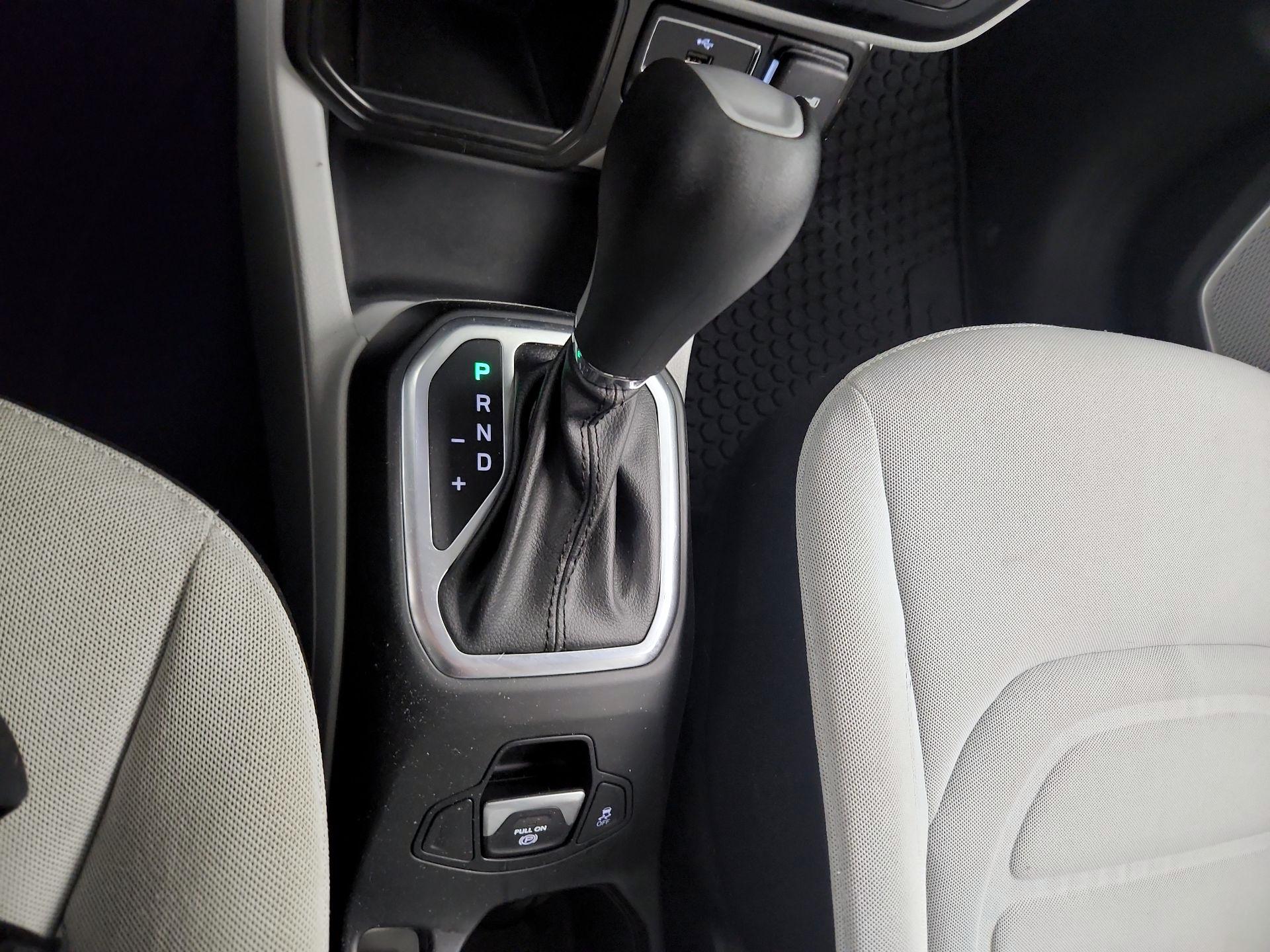 Thumbnail: 2021 Jeep Renegade - 17