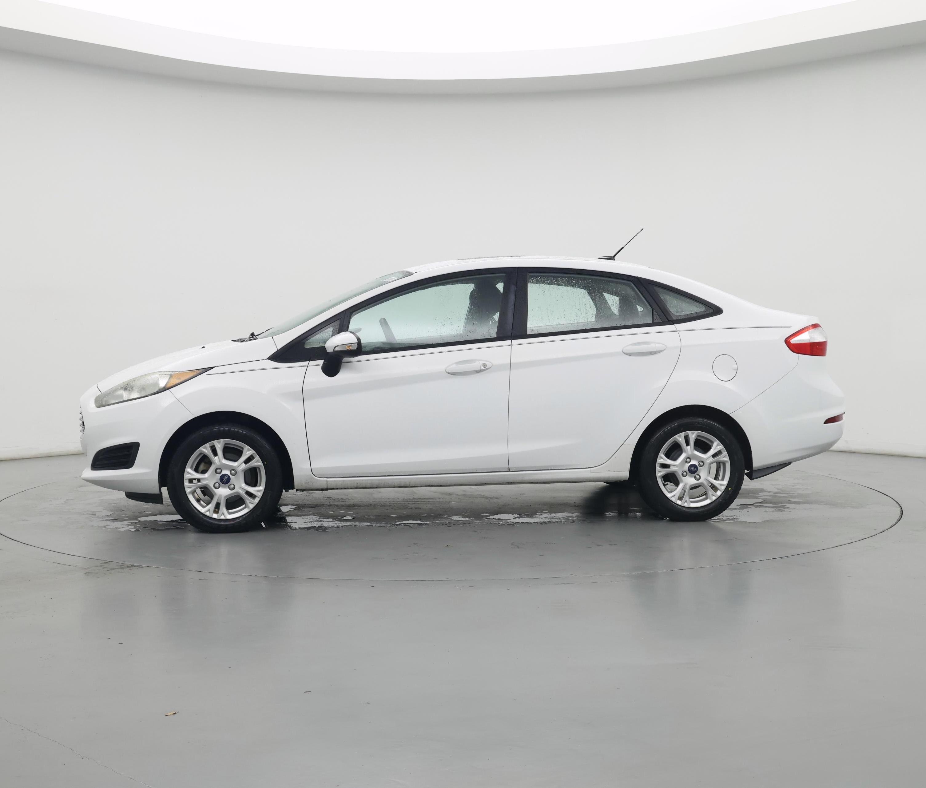Thumbnail: 2016 Ford Fiesta - 3