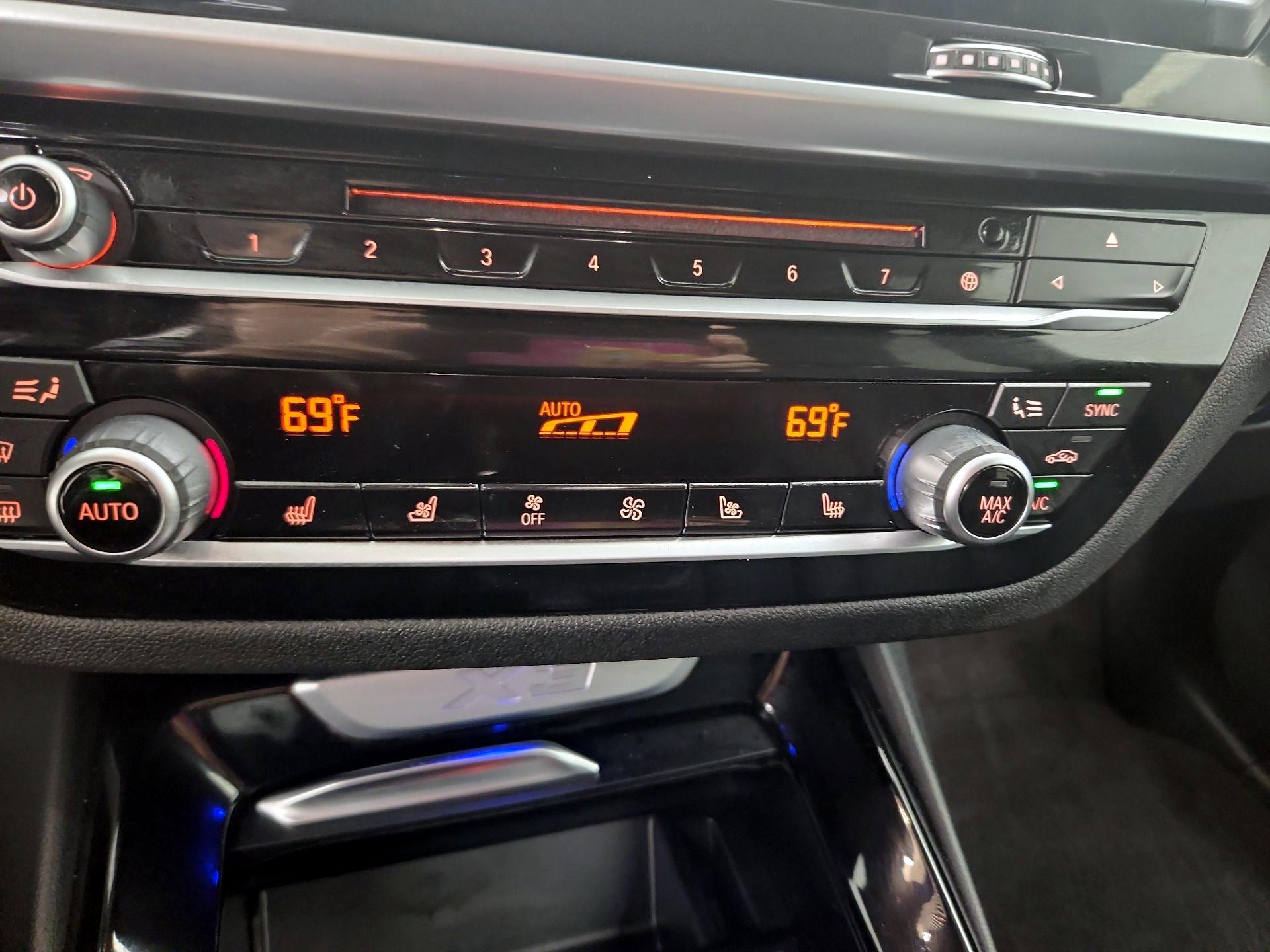 Thumbnail: 2019 BMW X3 - 17