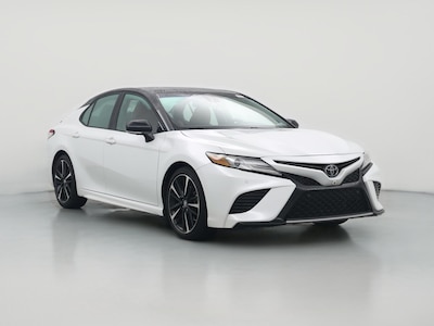 White 2018 Toyota Camry XSE